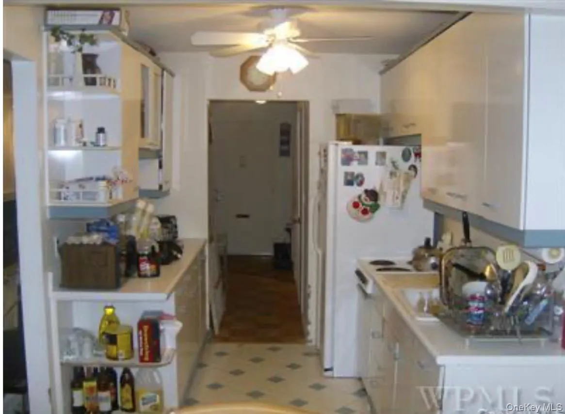 114 Round Hill Road, Greenburgh, NY, 2 Bedrooms Bedrooms, 8 Rooms Rooms,1 BathroomBathrooms,Residential,For Rent,Round Hill,0,1037610 114 Round Hill Road, Greenburgh, NY, 2 Bedrooms Bedrooms, 8 Rooms Rooms,1 BathroomBathrooms,Residential,For Rent,Round Hill,0,1037610