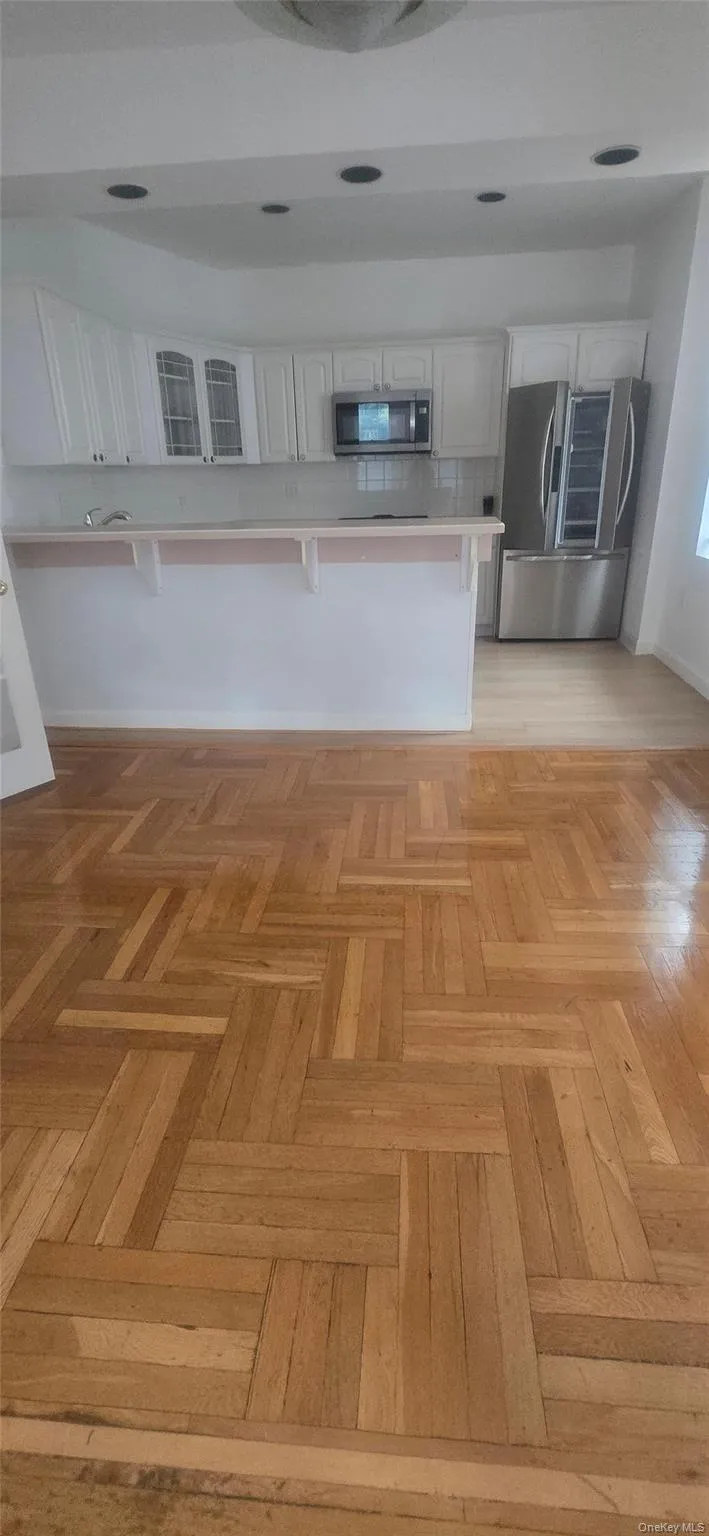125 227th Street, New York, NY, 4 Bedrooms Bedrooms, 6 Rooms Rooms,1 BathroomBathrooms,Residential Lease,For Rent,227th,0,1037611 125 227th Street, New York, NY, 4 Bedrooms Bedrooms, 6 Rooms Rooms,1 BathroomBathrooms,Residential Lease,For Rent,227th,0,1037611