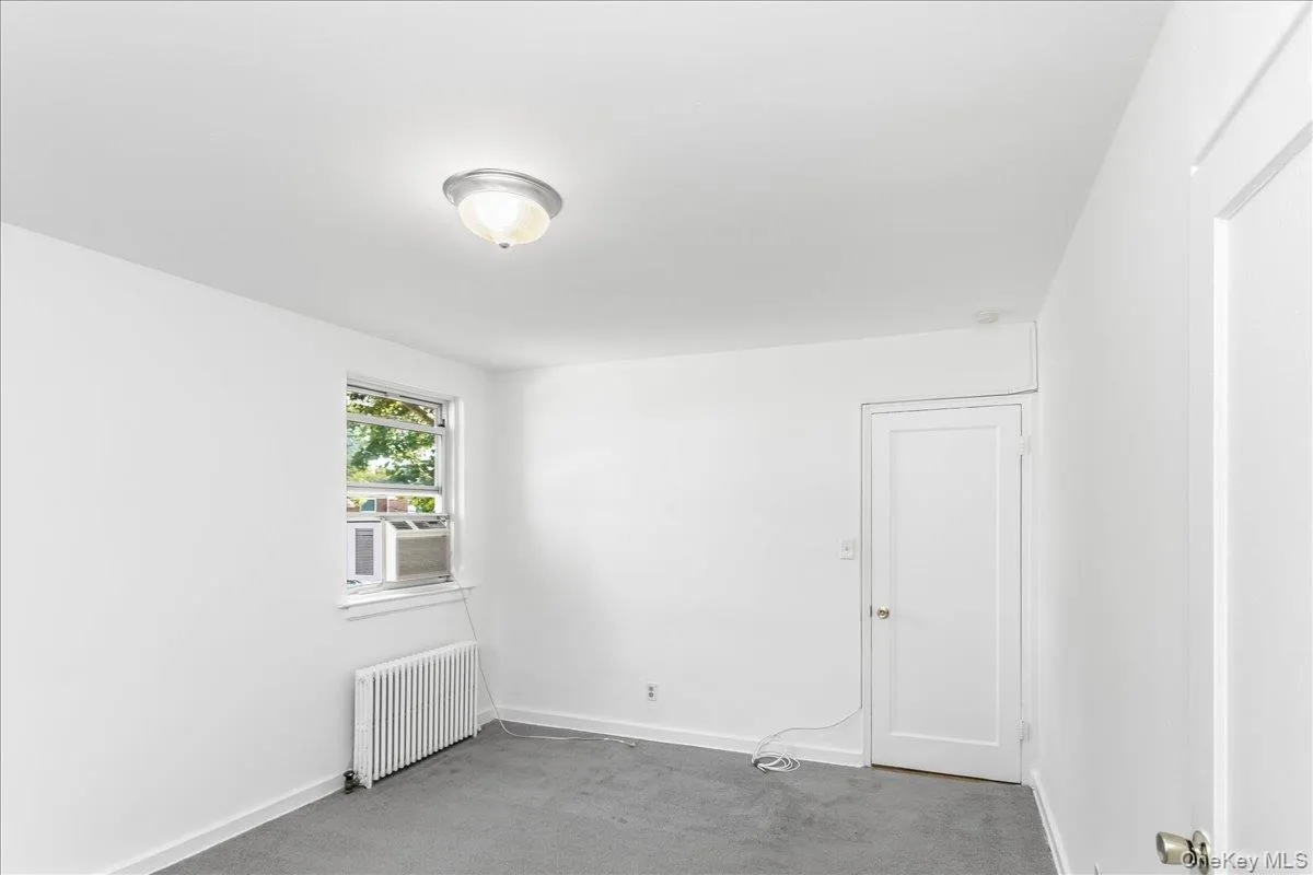 260-57 75th Avenue, New York, NY, 2 Bedrooms Bedrooms, 5 Rooms Rooms,1 BathroomBathrooms,Residential,For Rent,75th,0,1037617 260-57 75th Avenue, New York, NY, 2 Bedrooms Bedrooms, 5 Rooms Rooms,1 BathroomBathrooms,Residential,For Rent,75th,0,1037617