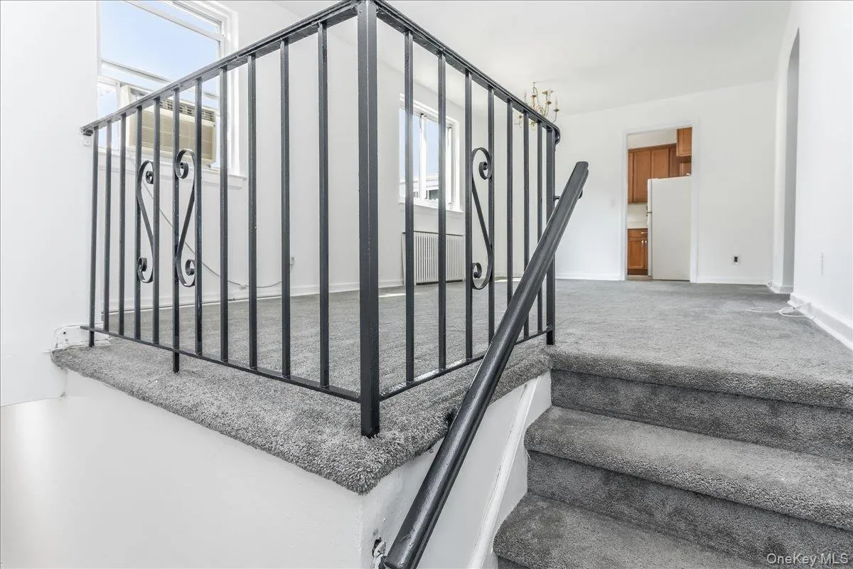 260-57 75th Avenue, New York, NY, 2 Bedrooms Bedrooms, 5 Rooms Rooms,1 BathroomBathrooms,Residential,For Rent,75th,0,1037617 260-57 75th Avenue, New York, NY, 2 Bedrooms Bedrooms, 5 Rooms Rooms,1 BathroomBathrooms,Residential,For Rent,75th,0,1037617