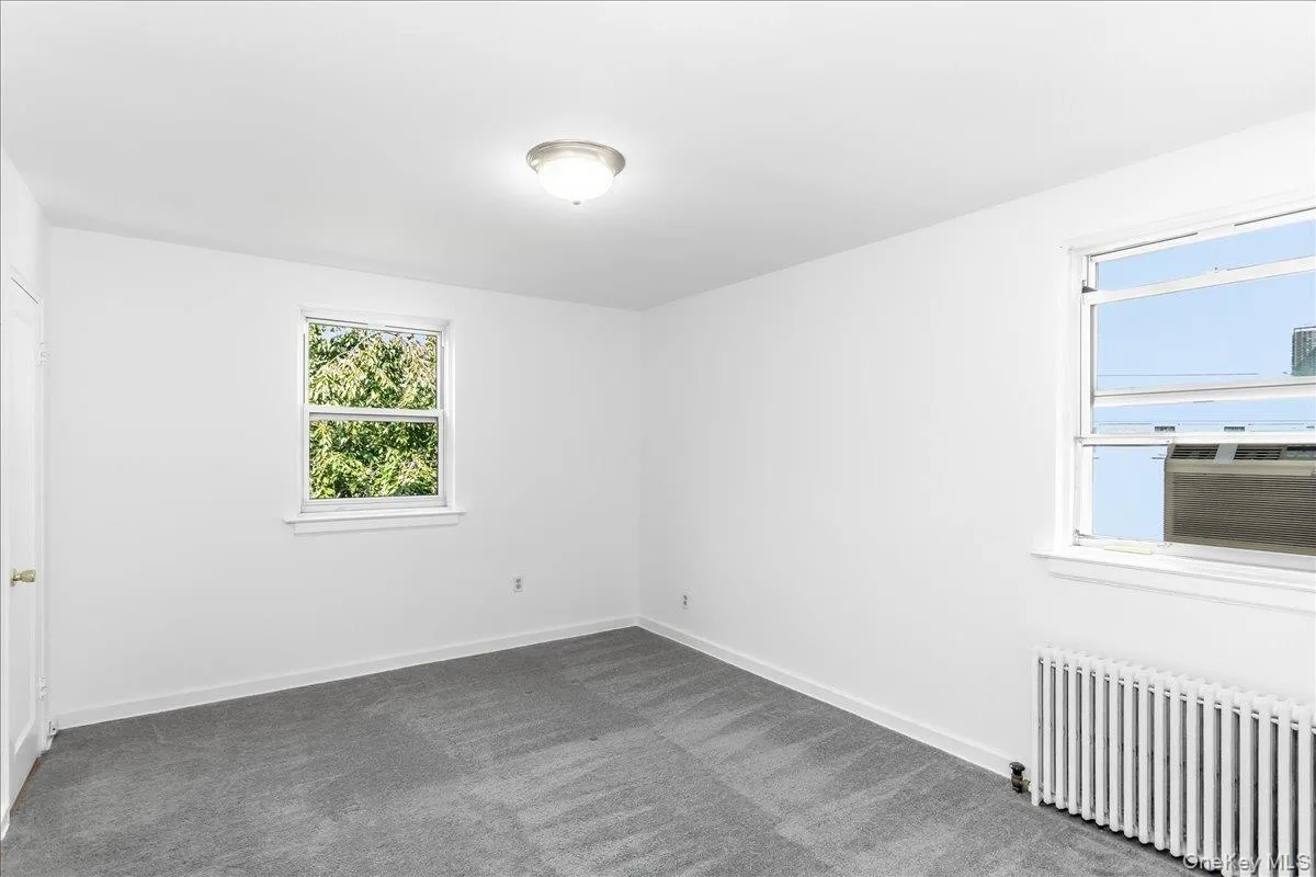 260-57 75th Avenue, New York, NY, 2 Bedrooms Bedrooms, 5 Rooms Rooms,1 BathroomBathrooms,Residential,For Rent,75th,0,1037617 260-57 75th Avenue, New York, NY, 2 Bedrooms Bedrooms, 5 Rooms Rooms,1 BathroomBathrooms,Residential,For Rent,75th,0,1037617