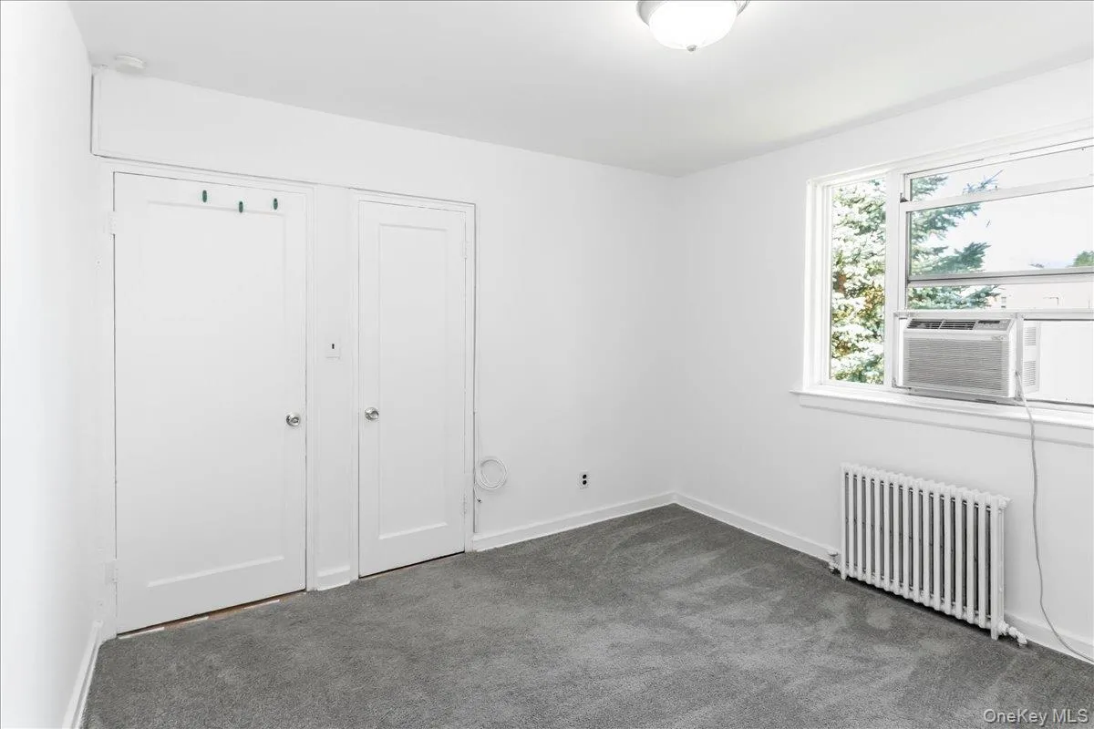 260-57 75th Avenue, New York, NY, 2 Bedrooms Bedrooms, 5 Rooms Rooms,1 BathroomBathrooms,Residential,For Rent,75th,0,1037617 260-57 75th Avenue, New York, NY, 2 Bedrooms Bedrooms, 5 Rooms Rooms,1 BathroomBathrooms,Residential,For Rent,75th,0,1037617