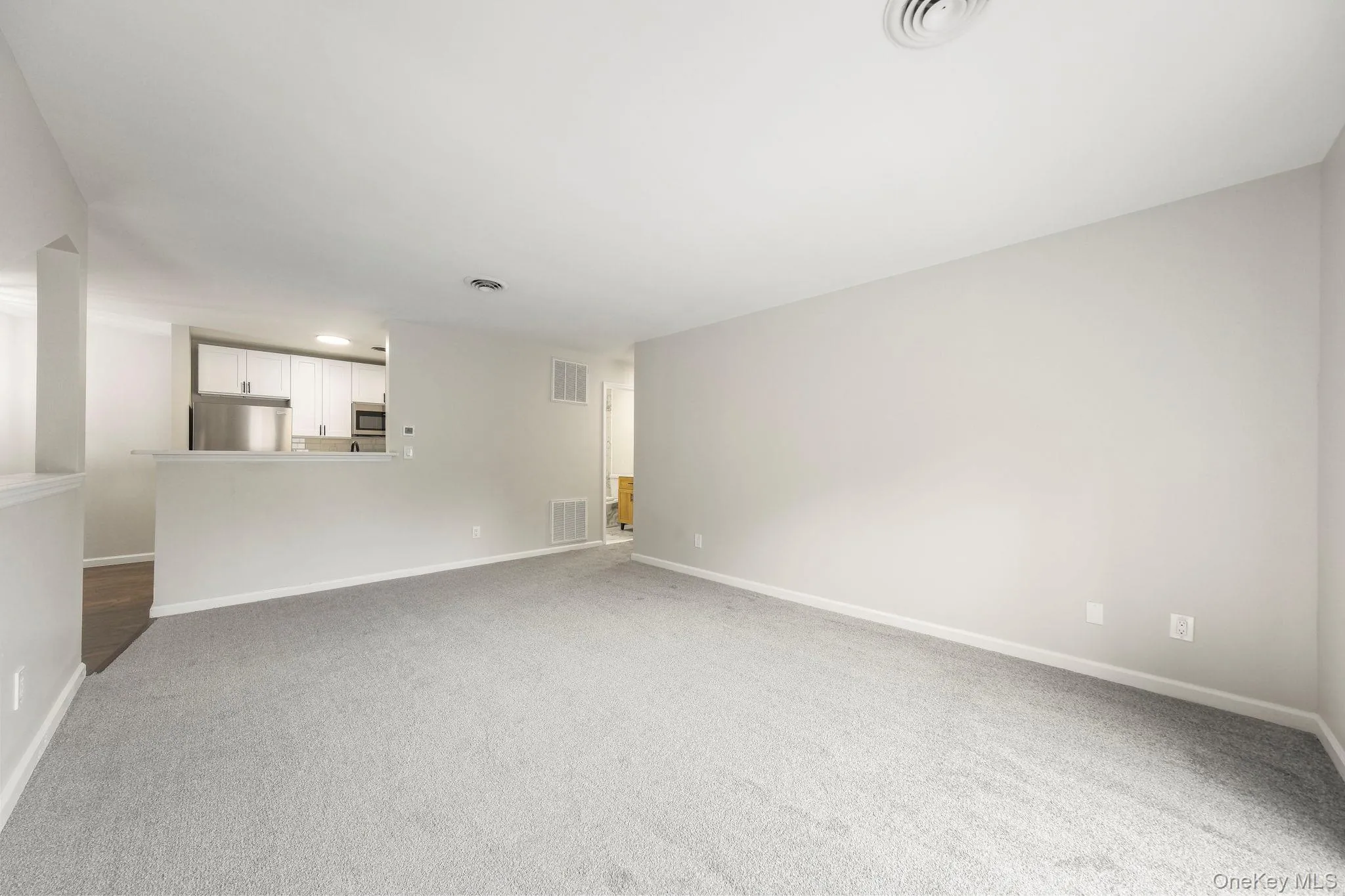 308 Magnolia Court, Woodbury, NY, 2 Bedrooms Bedrooms, 4 Rooms Rooms,2 BathroomsBathrooms,Residential,For Rent,Magnolia,0,1037618 308 Magnolia Court, Woodbury, NY, 2 Bedrooms Bedrooms, 4 Rooms Rooms,2 BathroomsBathrooms,Residential,For Rent,Magnolia,0,1037618
