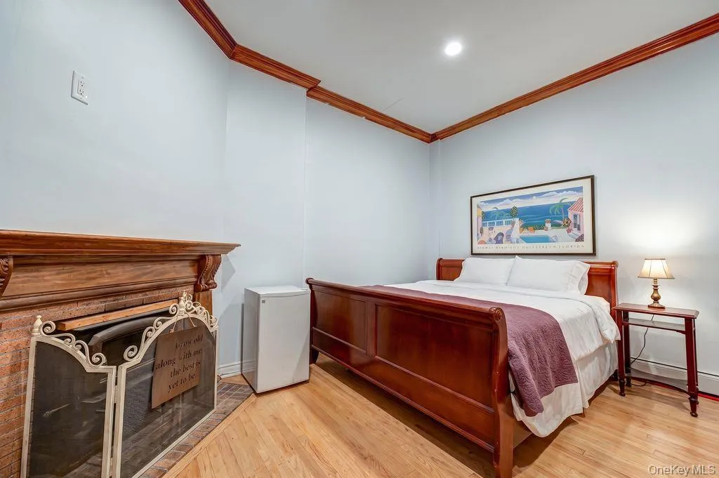 45 Penataquit Avenue, Islip, NY, 10 Bedrooms Bedrooms, 15 Rooms Rooms,7 BathroomsBathrooms,Residential,For Rent,Penataquit,0,1037620 45 Penataquit Avenue, Islip, NY, 10 Bedrooms Bedrooms, 15 Rooms Rooms,7 BathroomsBathrooms,Residential,For Rent,Penataquit,0,1037620