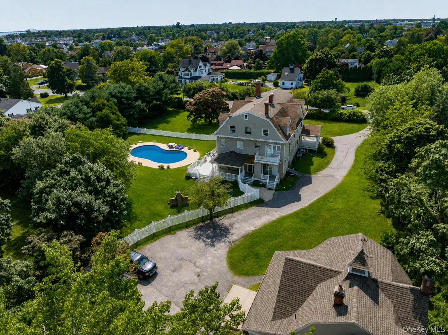 45 Penataquit Avenue, Islip, NY, 10 Bedrooms Bedrooms, 15 Rooms Rooms,7 BathroomsBathrooms,Residential,For Rent,Penataquit,0,1037620 45 Penataquit Avenue, Islip, NY, 10 Bedrooms Bedrooms, 15 Rooms Rooms,7 BathroomsBathrooms,Residential,For Rent,Penataquit,0,1037620