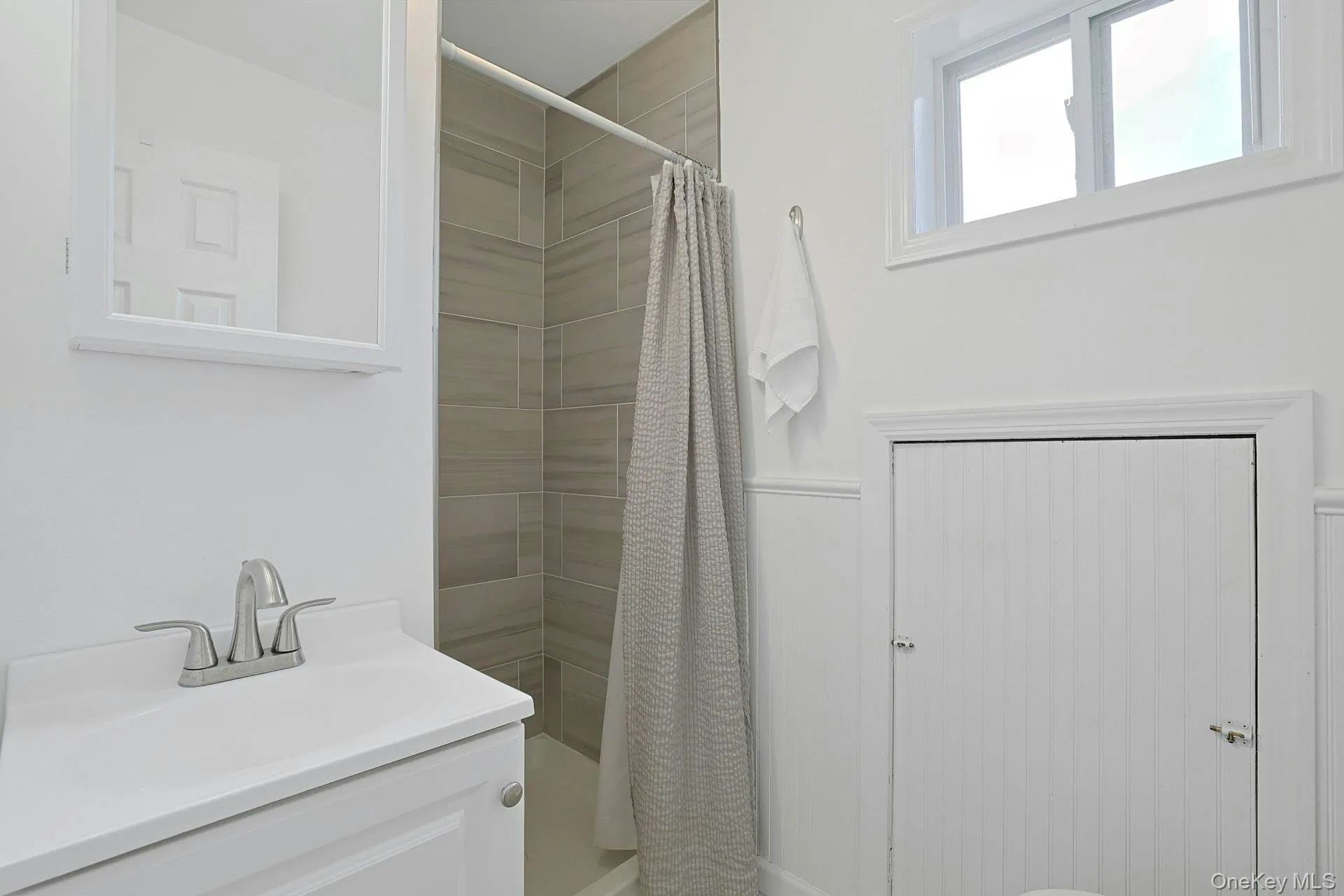 Ensuite with 4th bedroom Ensuite with 4th bedroom