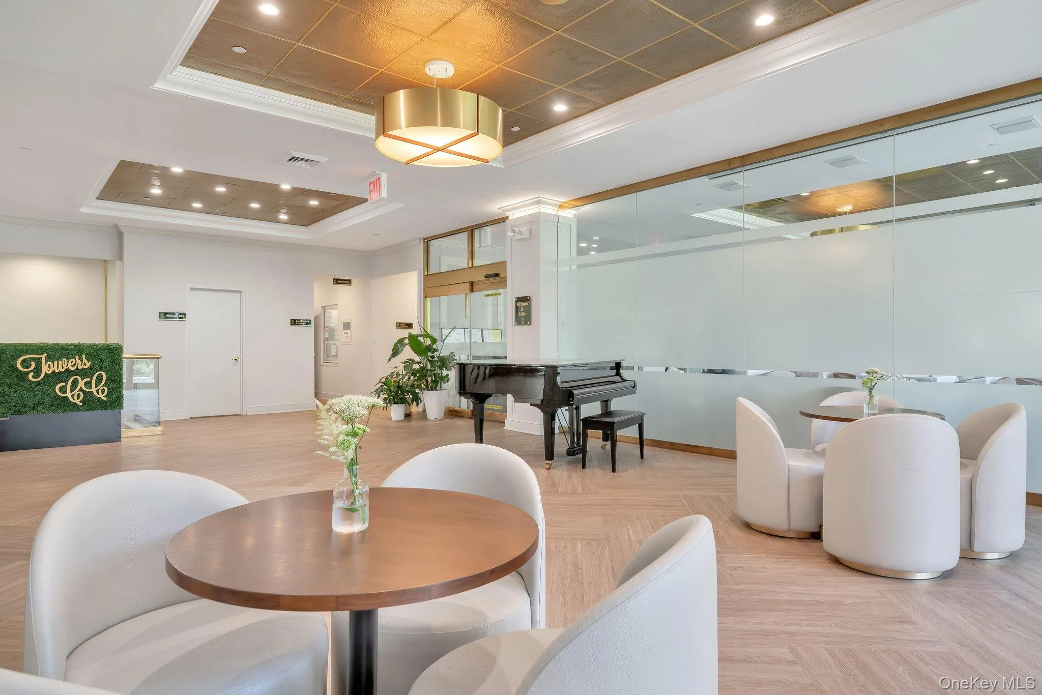 26910 Grand Central Parkway, New York, NY, 1 Bedroom Bedrooms, 3 Rooms Rooms,2 BathroomsBathrooms,Residential,For Rent,Grand Central,0,1037625 26910 Grand Central Parkway, New York, NY, 1 Bedroom Bedrooms, 3 Rooms Rooms,2 BathroomsBathrooms,Residential,For Rent,Grand Central,0,1037625