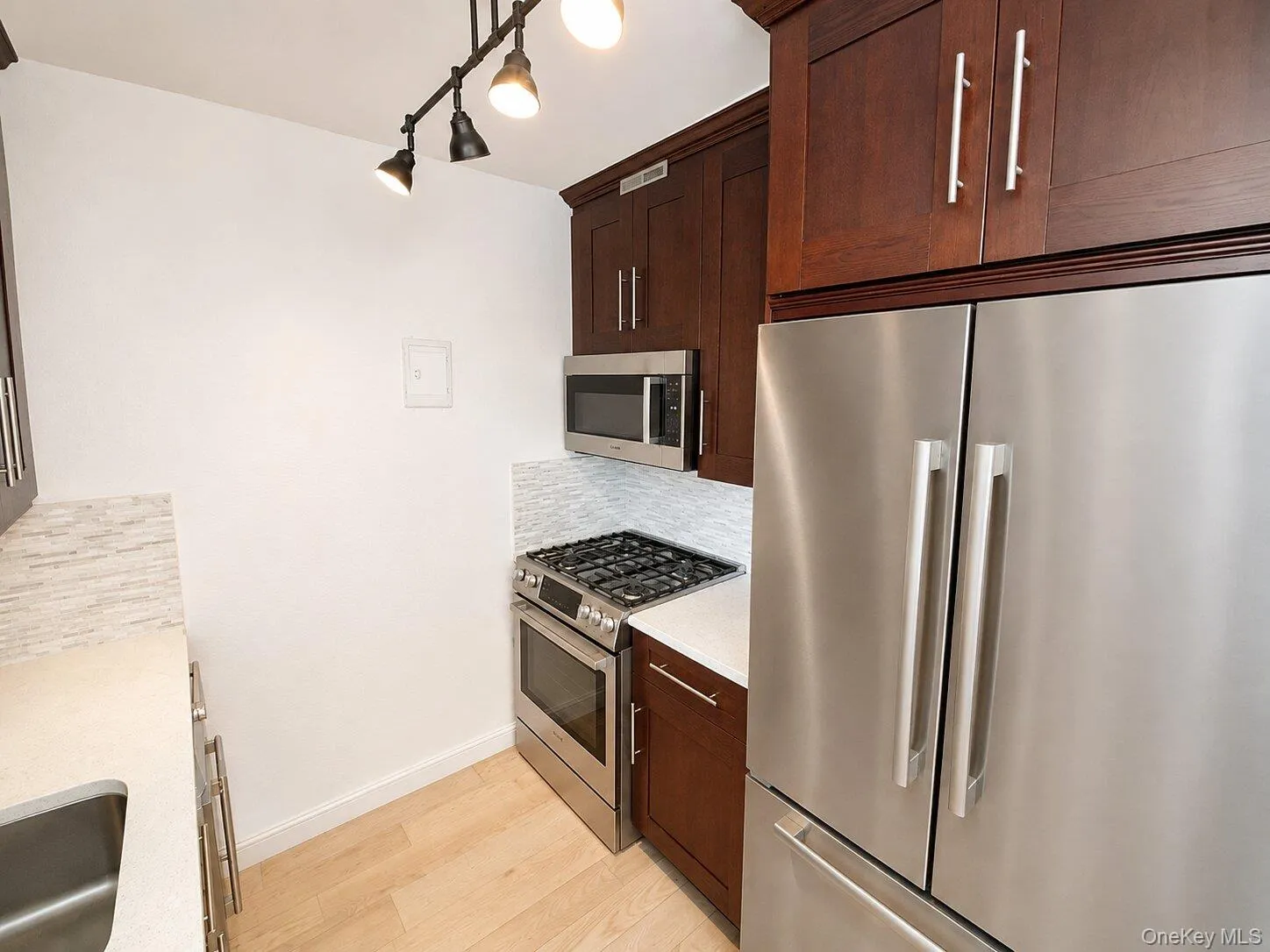 26910 Grand Central Parkway, New York, NY, 1 Bedroom Bedrooms, 3 Rooms Rooms,2 BathroomsBathrooms,Residential,For Rent,Grand Central,0,1037625 26910 Grand Central Parkway, New York, NY, 1 Bedroom Bedrooms, 3 Rooms Rooms,2 BathroomsBathrooms,Residential,For Rent,Grand Central,0,1037625