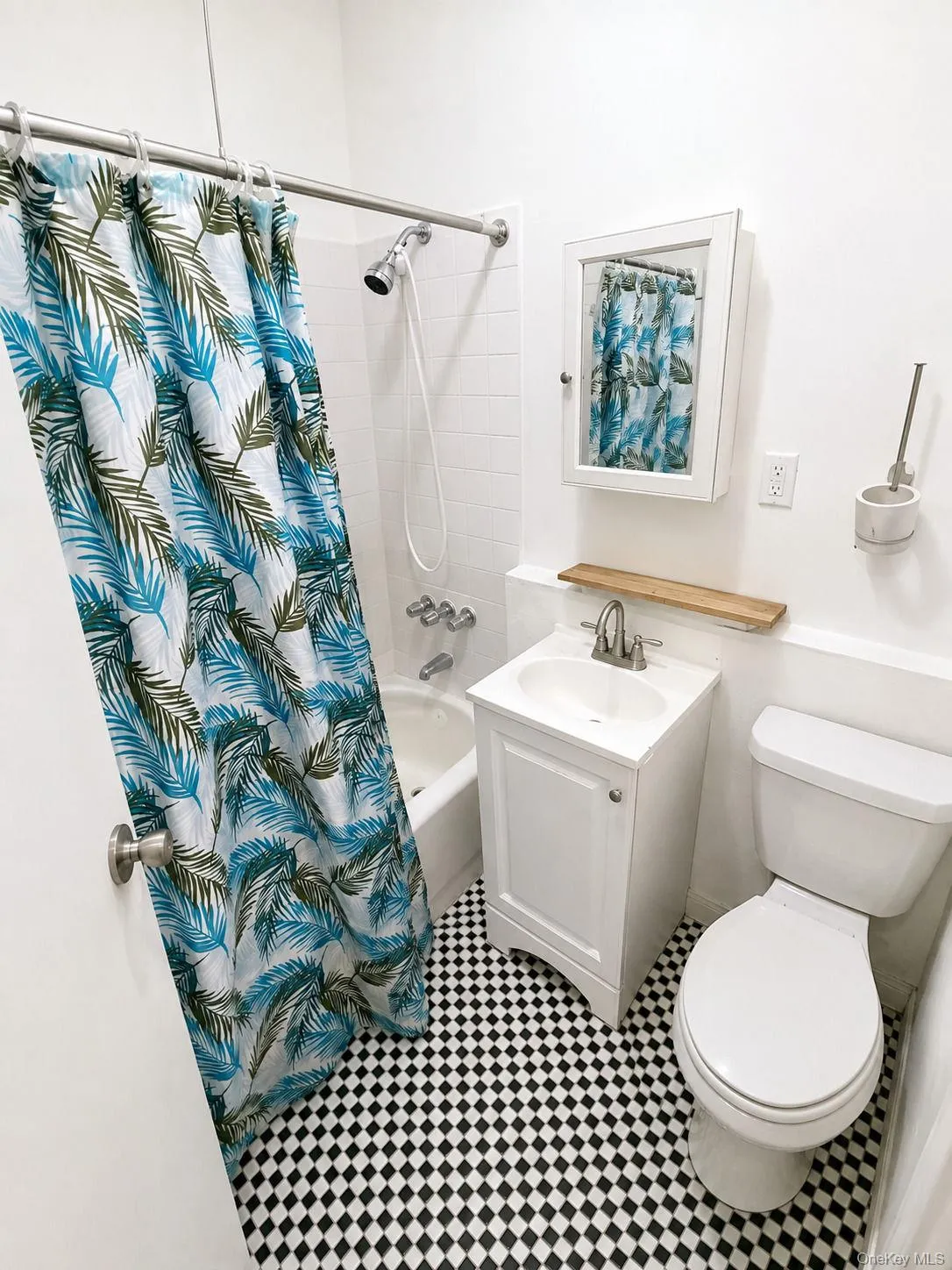30 Macombs Place, New York, NY, 2 Bedrooms Bedrooms, 4 Rooms Rooms,1 BathroomBathrooms,Residential,For Rent,Macombs,0,1037626 30 Macombs Place, New York, NY, 2 Bedrooms Bedrooms, 4 Rooms Rooms,1 BathroomBathrooms,Residential,For Rent,Macombs,0,1037626