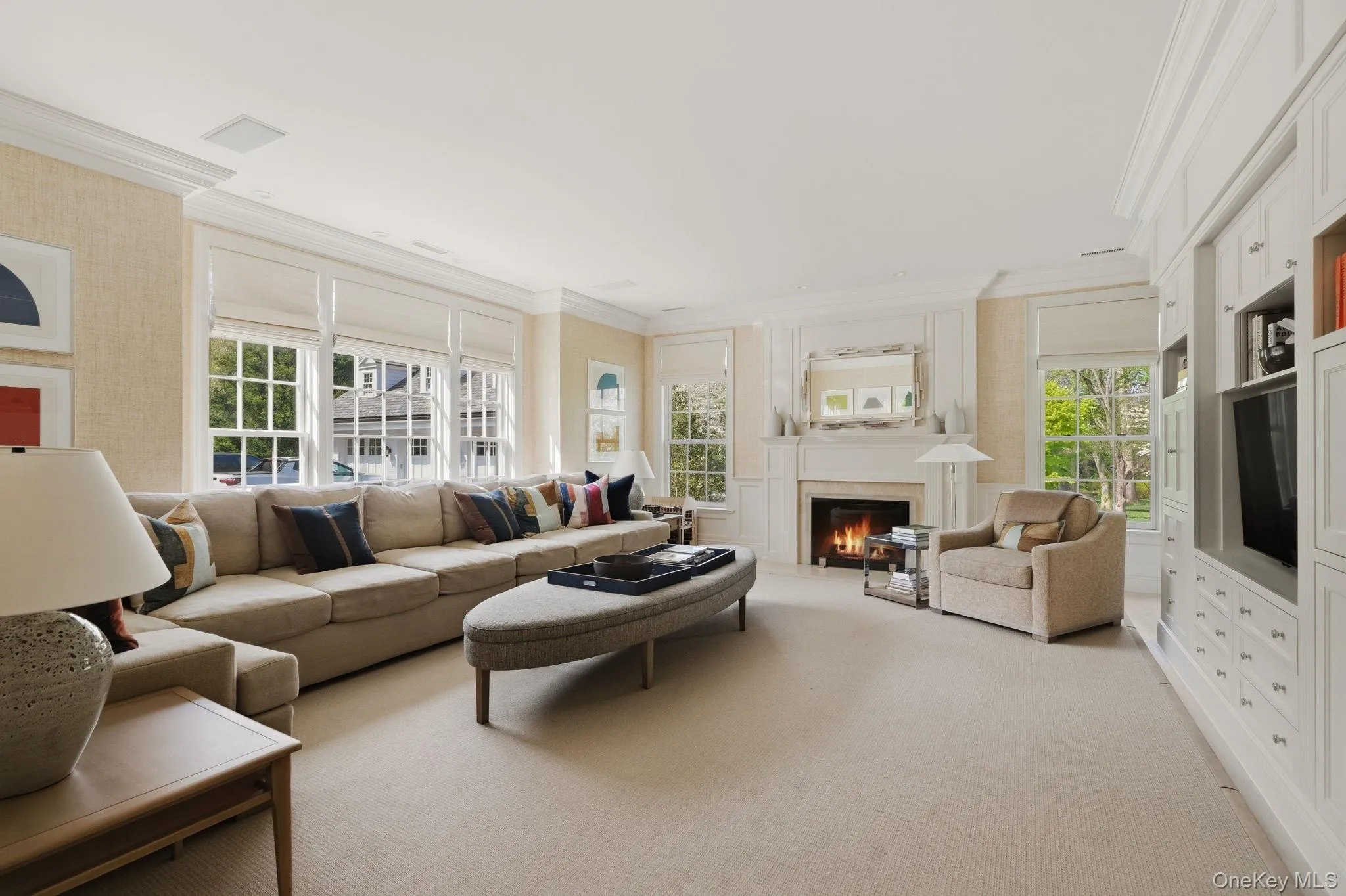 Den w/ Fireplace Den w/ Fireplace