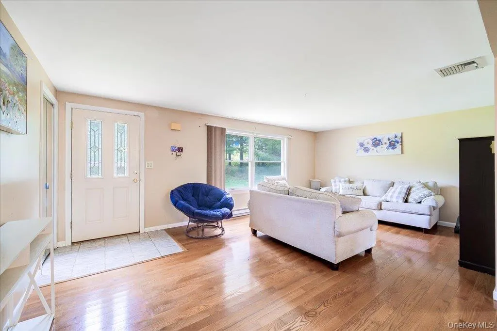 46 Harmony Hill Road, Pawling, NY, 3 Bedrooms Bedrooms, 10 Rooms Rooms,2 BathroomsBathrooms,Residential,For Rent,Harmony Hill,0,1037637 46 Harmony Hill Road, Pawling, NY, 3 Bedrooms Bedrooms, 10 Rooms Rooms,2 BathroomsBathrooms,Residential,For Rent,Harmony Hill,0,1037637