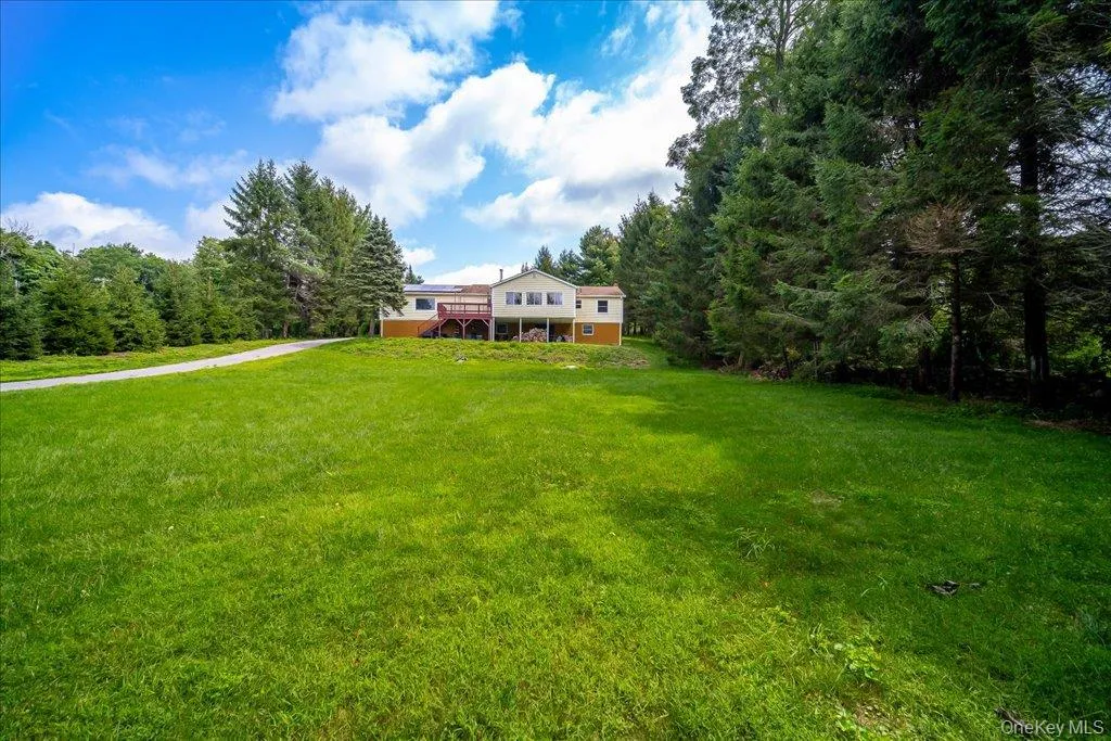 46 Harmony Hill Road, Pawling, NY, 3 Bedrooms Bedrooms, 10 Rooms Rooms,2 BathroomsBathrooms,Residential,For Rent,Harmony Hill,0,1037637 46 Harmony Hill Road, Pawling, NY, 3 Bedrooms Bedrooms, 10 Rooms Rooms,2 BathroomsBathrooms,Residential,For Rent,Harmony Hill,0,1037637