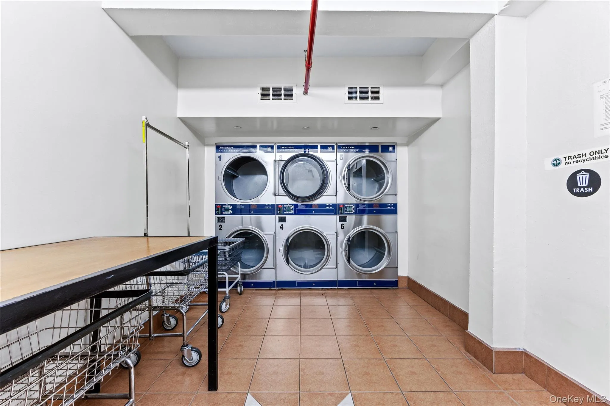 65-36 Wetherole Street, New York, NY, 1 Bedroom Bedrooms, 4 Rooms Rooms,1 BathroomBathrooms,Residential,For Rent,Wetherole,0,1037645 65-36 Wetherole Street, New York, NY, 1 Bedroom Bedrooms, 4 Rooms Rooms,1 BathroomBathrooms,Residential,For Rent,Wetherole,0,1037645