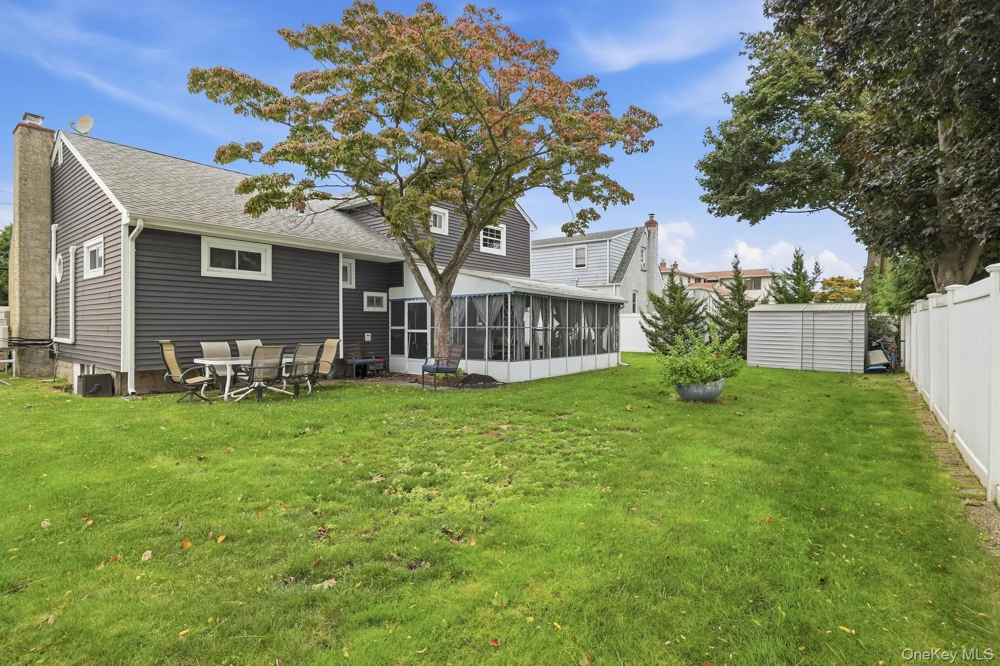 131 Fir Street, Babylon, NY, 4 Bedrooms Bedrooms, 7 Rooms Rooms,2 BathroomsBathrooms,Residential,For Rent,Fir,0,1037646 131 Fir Street, Babylon, NY, 4 Bedrooms Bedrooms, 7 Rooms Rooms,2 BathroomsBathrooms,Residential,For Rent,Fir,0,1037646