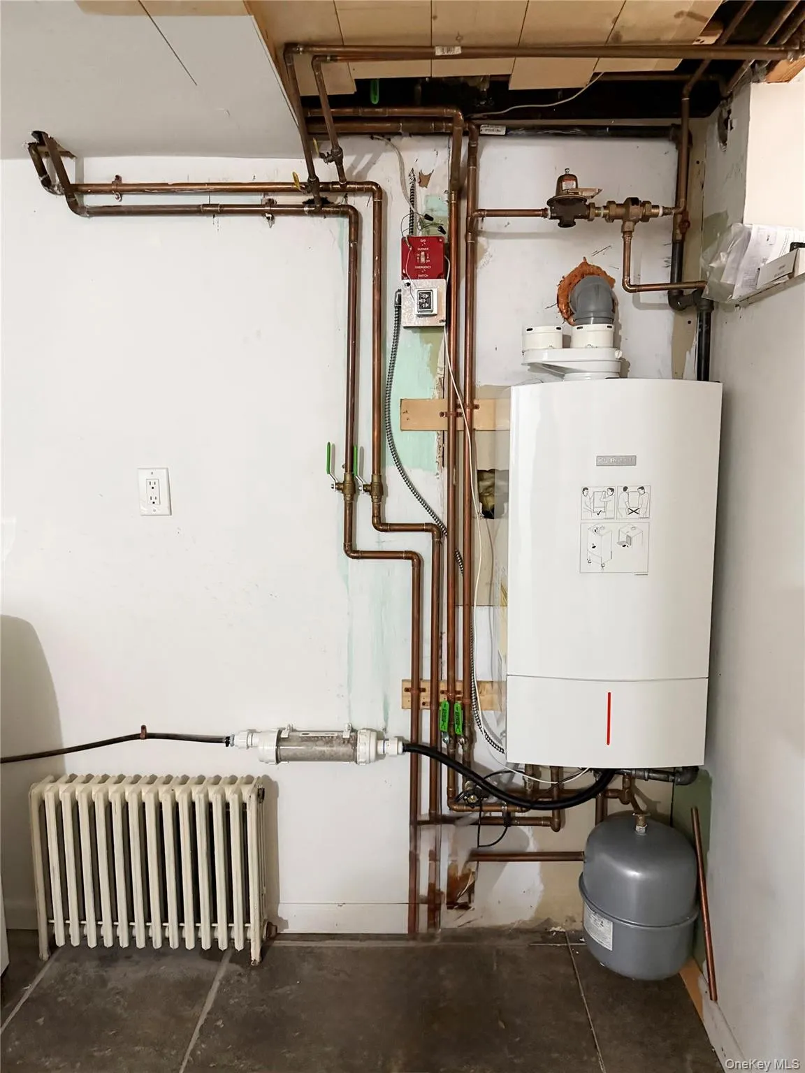 8615 88th Avenue, New York, NY, 3 Bedrooms Bedrooms, 7 Rooms Rooms,2 BathroomsBathrooms,Residential,For Rent,88th,0,1037647 8615 88th Avenue, New York, NY, 3 Bedrooms Bedrooms, 7 Rooms Rooms,2 BathroomsBathrooms,Residential,For Rent,88th,0,1037647