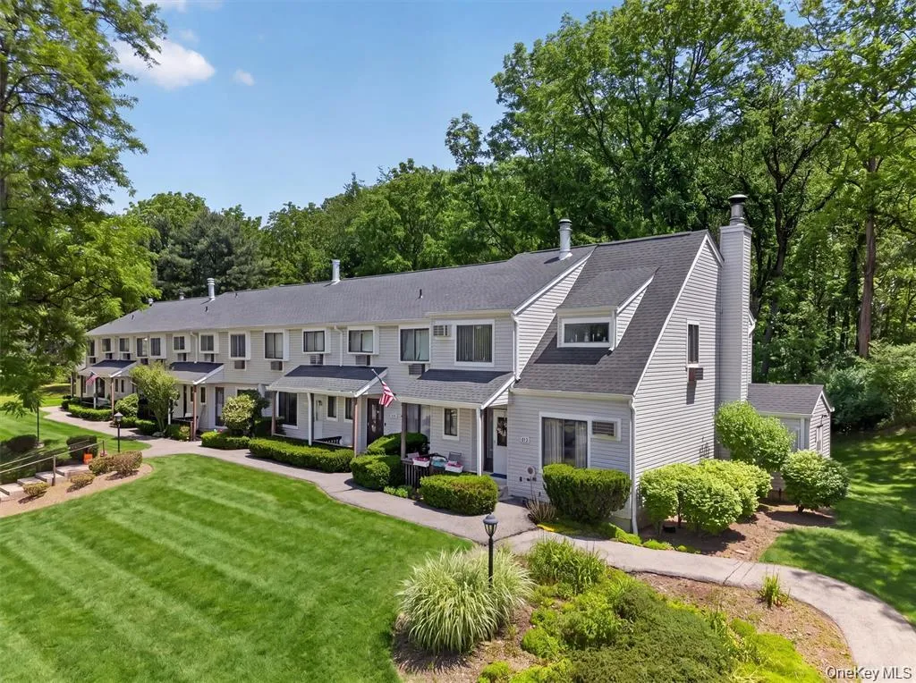 607 Mountain Laurel Drive, Monroe, NY, 3 Bedrooms Bedrooms, 6 Rooms Rooms,2 BathroomsBathrooms,Residential,For Rent,Mountain Laurel,0,1037650 607 Mountain Laurel Drive, Monroe, NY, 3 Bedrooms Bedrooms, 6 Rooms Rooms,2 BathroomsBathrooms,Residential,For Rent,Mountain Laurel,0,1037650