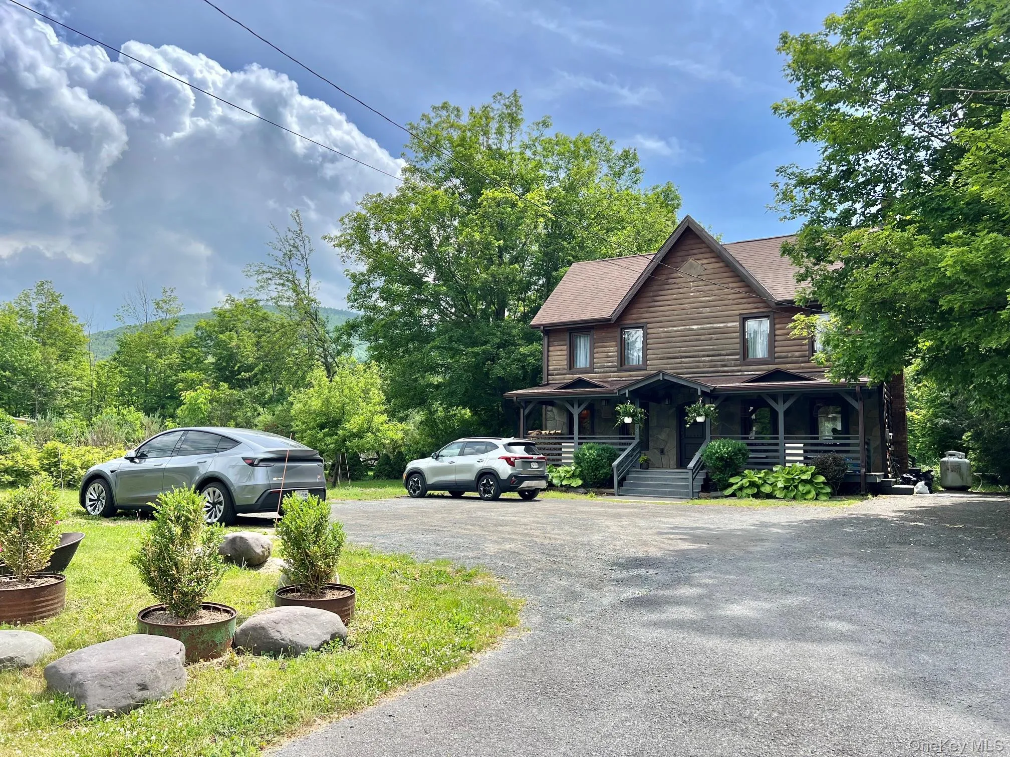 7857 Main Street, Hunter, NY, 6 Bedrooms Bedrooms, 7 Rooms Rooms,4 BathroomsBathrooms,Residential,For Rent,Main,0,1037654 7857 Main Street, Hunter, NY, 6 Bedrooms Bedrooms, 7 Rooms Rooms,4 BathroomsBathrooms,Residential,For Rent,Main,0,1037654