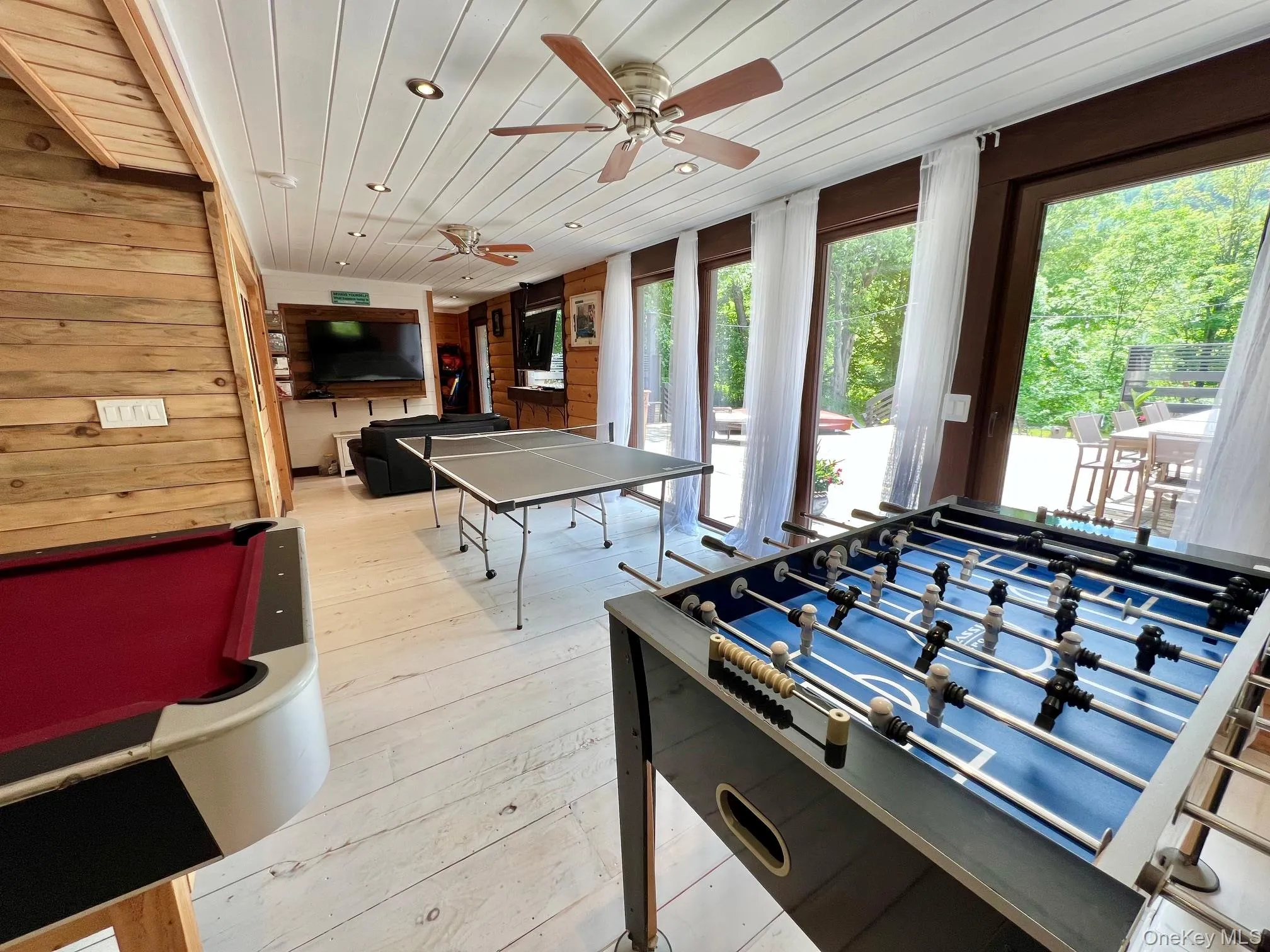 7857 Main Street, Hunter, NY, 6 Bedrooms Bedrooms, 7 Rooms Rooms,4 BathroomsBathrooms,Residential,For Rent,Main,0,1037654 7857 Main Street, Hunter, NY, 6 Bedrooms Bedrooms, 7 Rooms Rooms,4 BathroomsBathrooms,Residential,For Rent,Main,0,1037654
