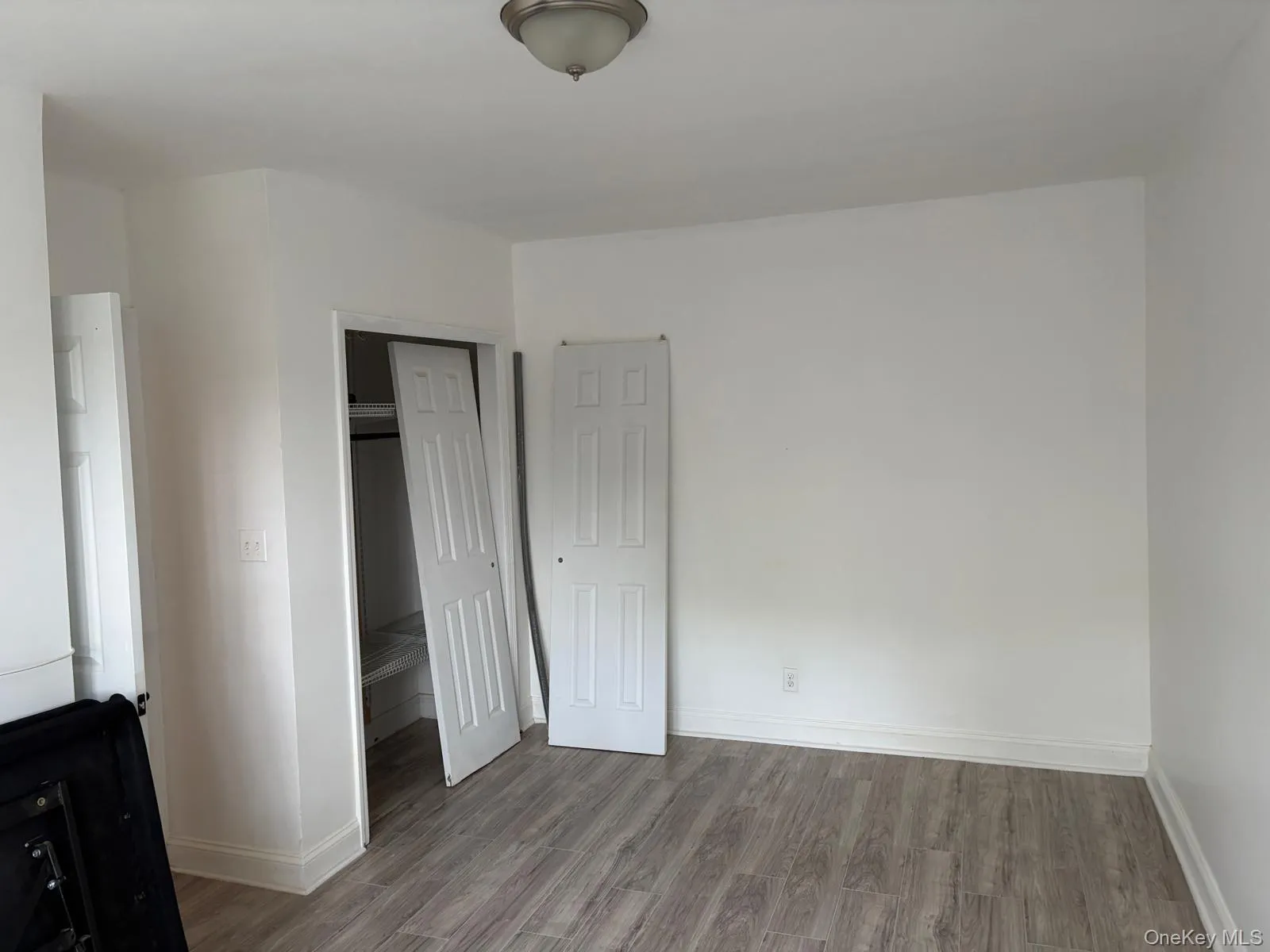 141-39 79th avenue, New York, NY, 1 Bedroom Bedrooms, 3 Rooms Rooms,1 BathroomBathrooms,Residential Lease,For Rent,79th avenue,0,1037662 141-39 79th avenue, New York, NY, 1 Bedroom Bedrooms, 3 Rooms Rooms,1 BathroomBathrooms,Residential Lease,For Rent,79th avenue,0,1037662