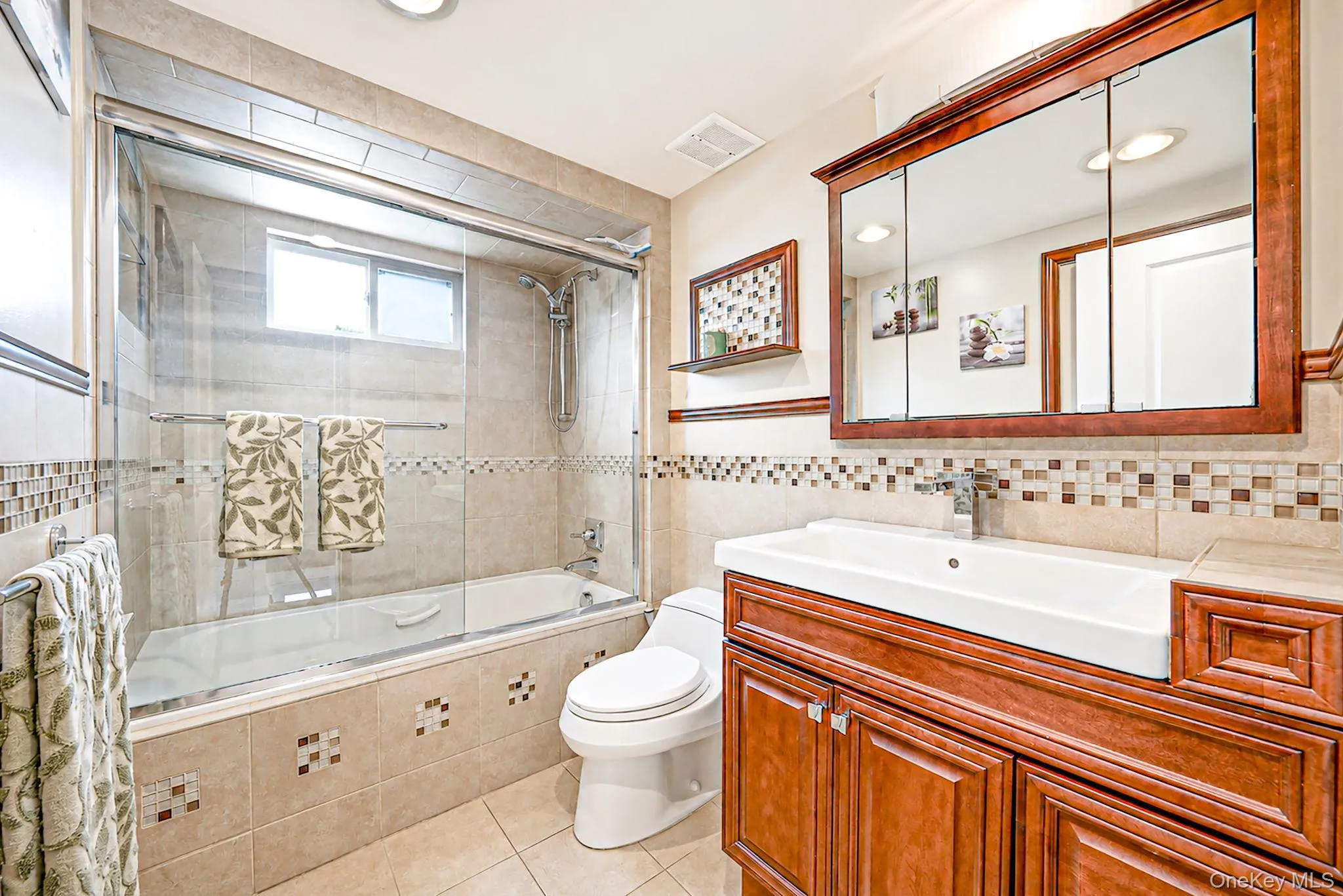 52 Manhattan Avenue, West Babylon, NY, 5 Bedrooms Bedrooms, 8 Rooms Rooms,4 BathroomsBathrooms,Residential,For Rent,Manhattan,0,1037663 52 Manhattan Avenue, West Babylon, NY, 5 Bedrooms Bedrooms, 8 Rooms Rooms,4 BathroomsBathrooms,Residential,For Rent,Manhattan,0,1037663