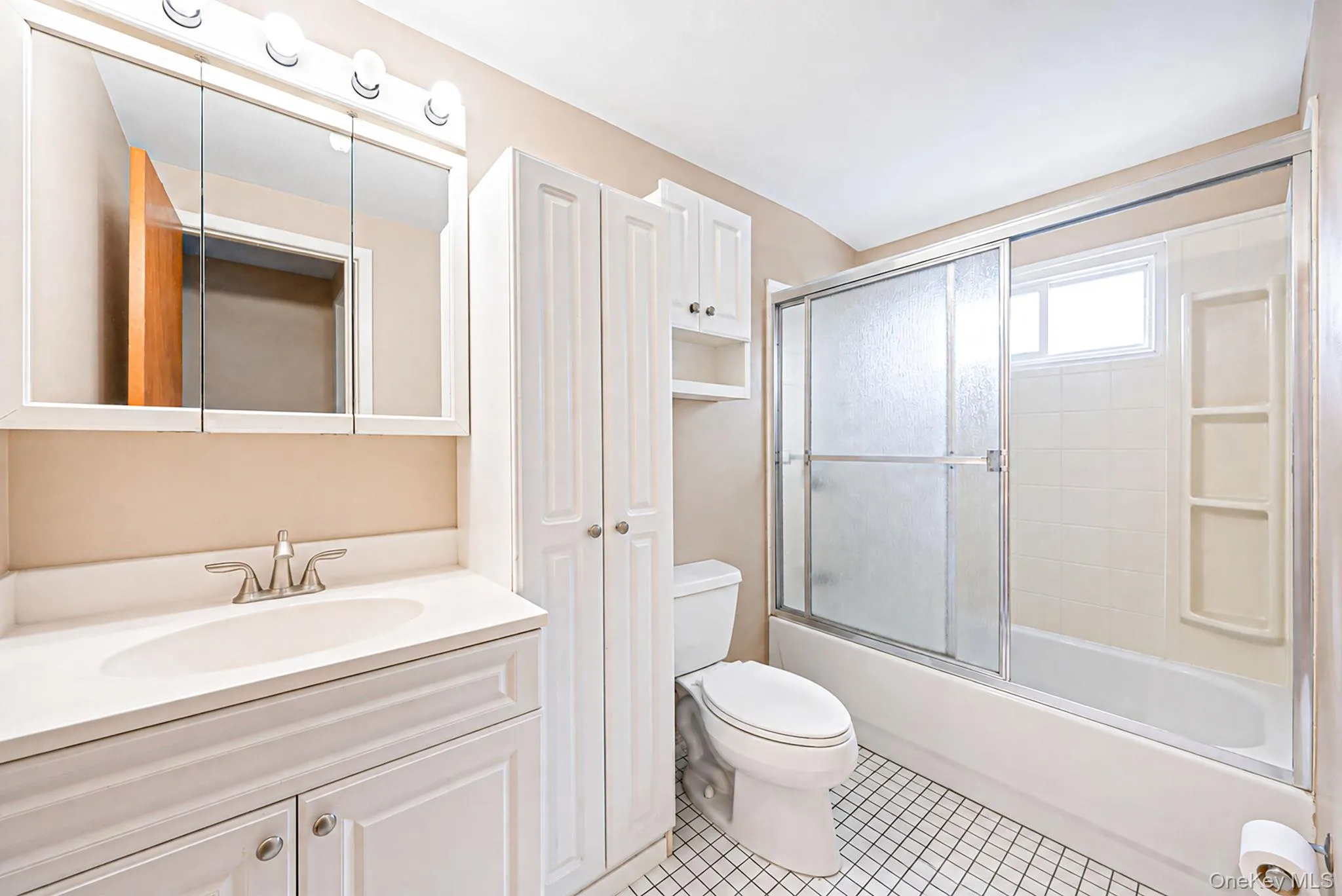 52 Manhattan Avenue, West Babylon, NY, 5 Bedrooms Bedrooms, 8 Rooms Rooms,4 BathroomsBathrooms,Residential,For Rent,Manhattan,0,1037663 52 Manhattan Avenue, West Babylon, NY, 5 Bedrooms Bedrooms, 8 Rooms Rooms,4 BathroomsBathrooms,Residential,For Rent,Manhattan,0,1037663