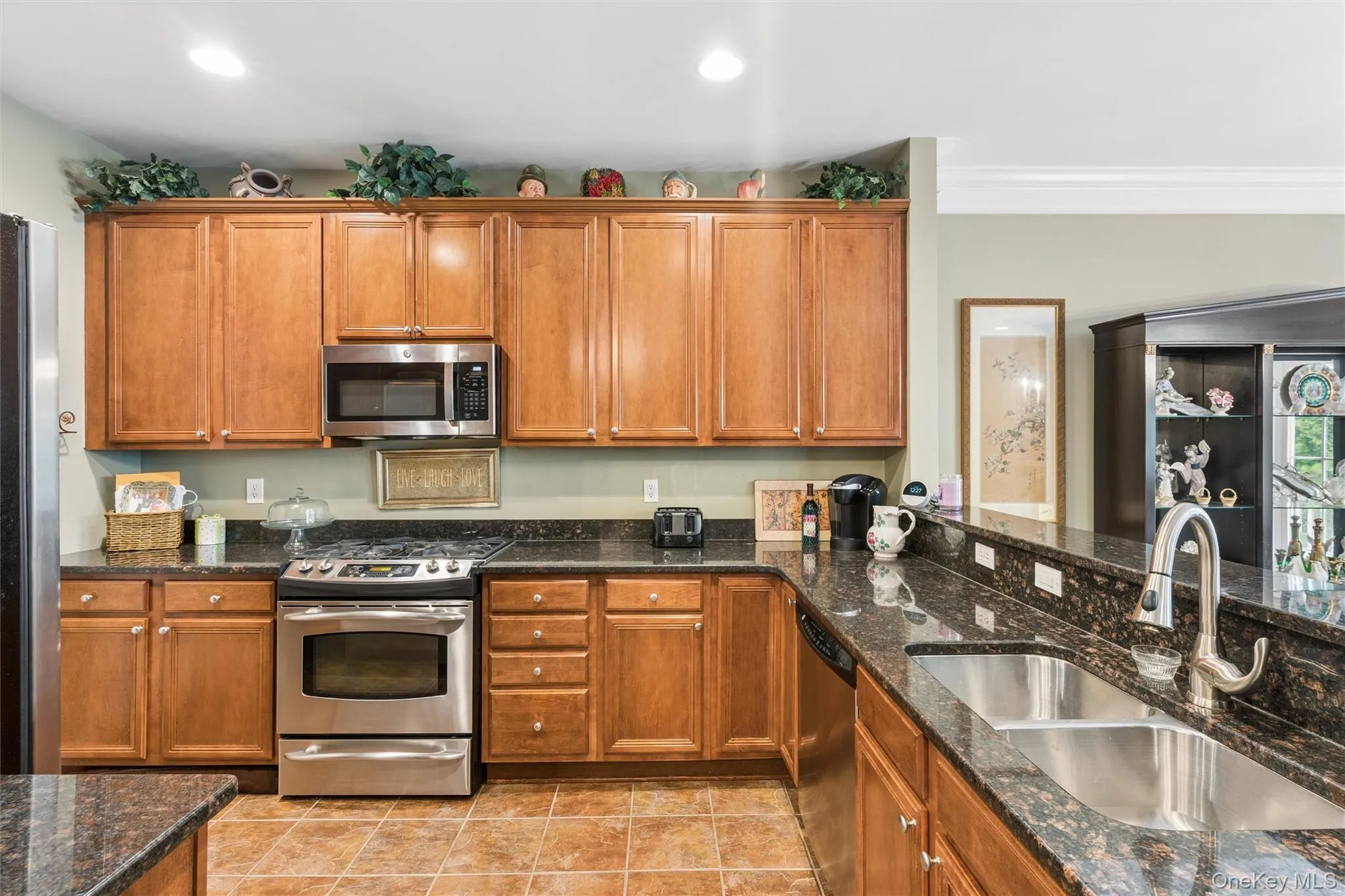 178 Southampton Drive, Oyster Bay, NY, 3 Bedrooms Bedrooms, 6 Rooms Rooms,2 BathroomsBathrooms,Residential,For Rent,Southampton,0,1037664 178 Southampton Drive, Oyster Bay, NY, 3 Bedrooms Bedrooms, 6 Rooms Rooms,2 BathroomsBathrooms,Residential,For Rent,Southampton,0,1037664