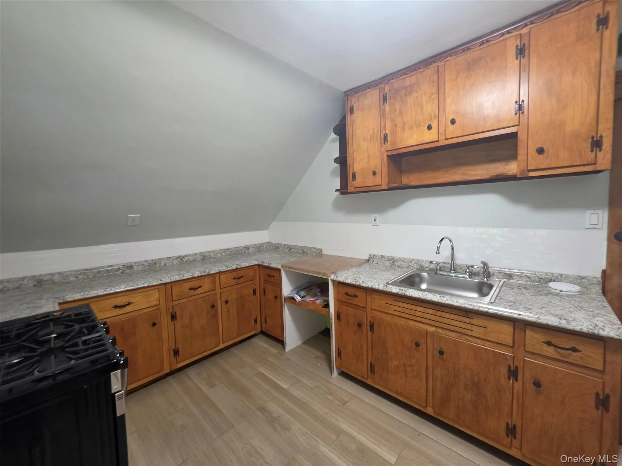 81 Waring Place, Yonkers, NY, 1 Bedroom Bedrooms, 4 Rooms Rooms,1 BathroomBathrooms,Residential Lease,For Rent,Waring Place,0,1037665 81 Waring Place, Yonkers, NY, 1 Bedroom Bedrooms, 4 Rooms Rooms,1 BathroomBathrooms,Residential Lease,For Rent,Waring Place,0,1037665