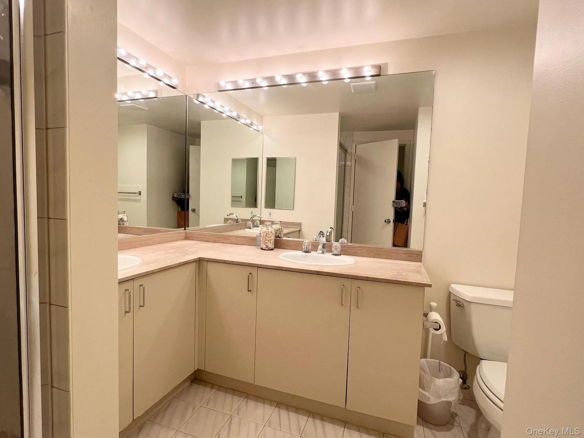 50 E. Hartsdale Avenue, Greenburgh, NY, 1 Bedroom Bedrooms, 3 Rooms Rooms,1 BathroomBathrooms,Residential Lease,For Rent,E. Hartsdale,0,1037675 50 E. Hartsdale Avenue, Greenburgh, NY, 1 Bedroom Bedrooms, 3 Rooms Rooms,1 BathroomBathrooms,Residential Lease,For Rent,E. Hartsdale,0,1037675