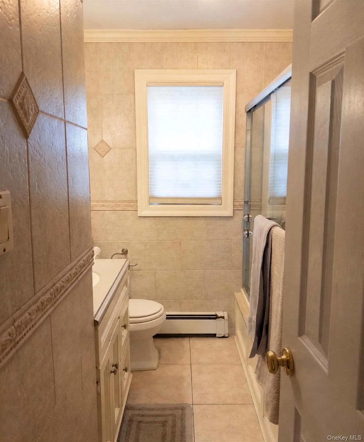 1405 Lyon Place, Hempstead, NY, 4 Bedrooms Bedrooms, 7 Rooms Rooms,2 BathroomsBathrooms,Residential,For Rent,Lyon,0,1037678 1405 Lyon Place, Hempstead, NY, 4 Bedrooms Bedrooms, 7 Rooms Rooms,2 BathroomsBathrooms,Residential,For Rent,Lyon,0,1037678