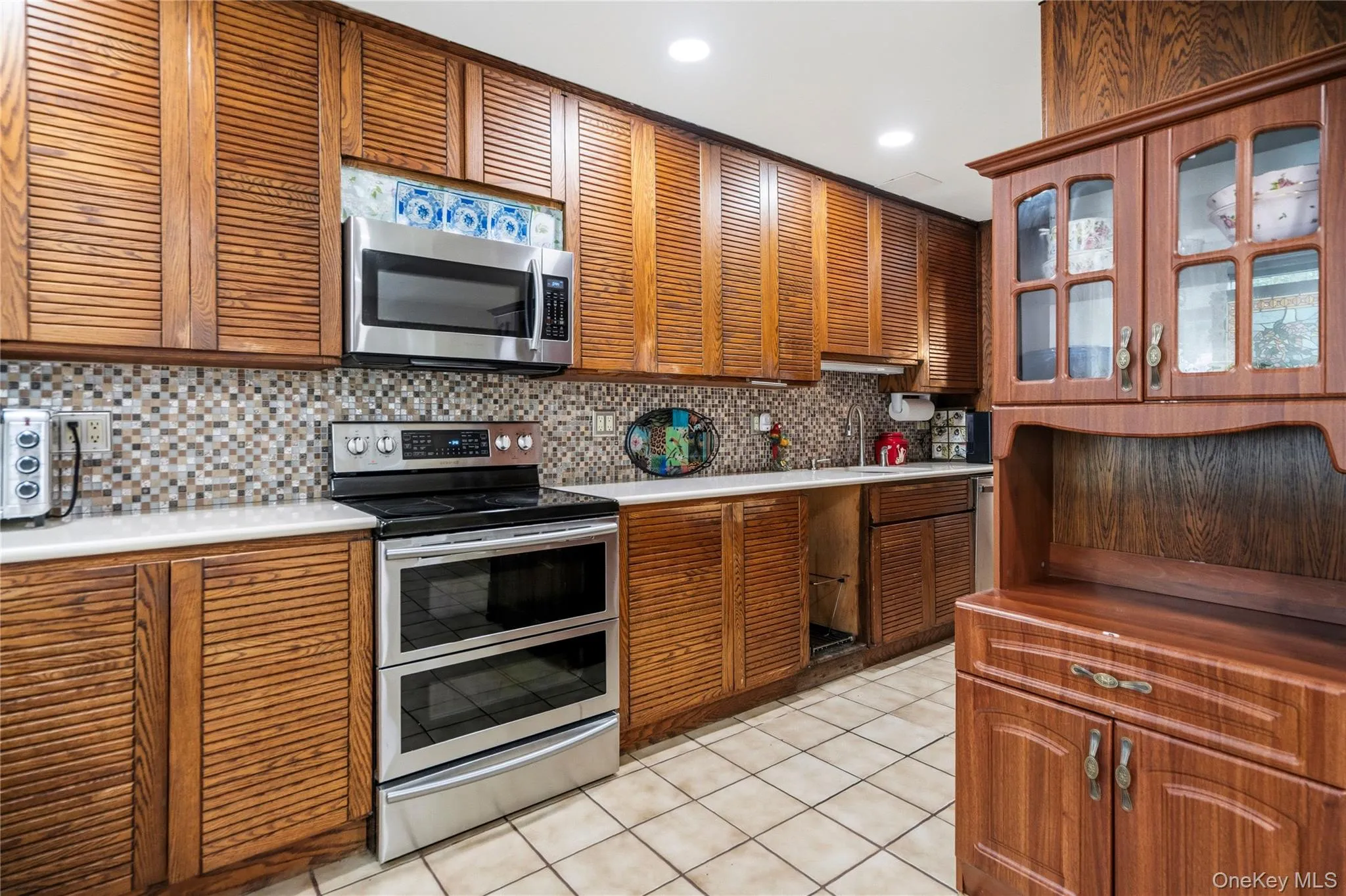 411 8th Street, Islip, NY, 4 Bedrooms Bedrooms, 9 Rooms Rooms,3 BathroomsBathrooms,Residential,For Rent,8th,0,1037679 411 8th Street, Islip, NY, 4 Bedrooms Bedrooms, 9 Rooms Rooms,3 BathroomsBathrooms,Residential,For Rent,8th,0,1037679