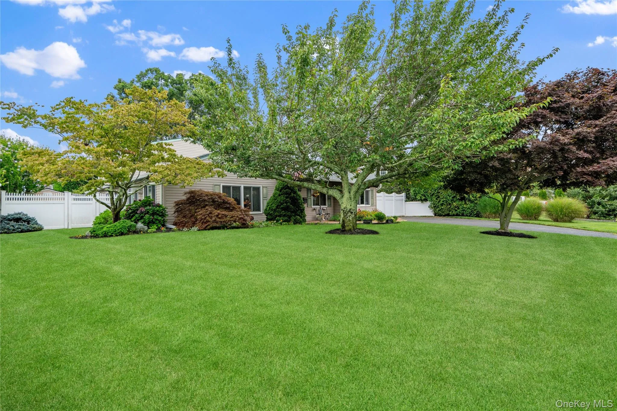 411 8th Street, Islip, NY, 4 Bedrooms Bedrooms, 9 Rooms Rooms,3 BathroomsBathrooms,Residential,For Rent,8th,0,1037679 411 8th Street, Islip, NY, 4 Bedrooms Bedrooms, 9 Rooms Rooms,3 BathroomsBathrooms,Residential,For Rent,8th,0,1037679