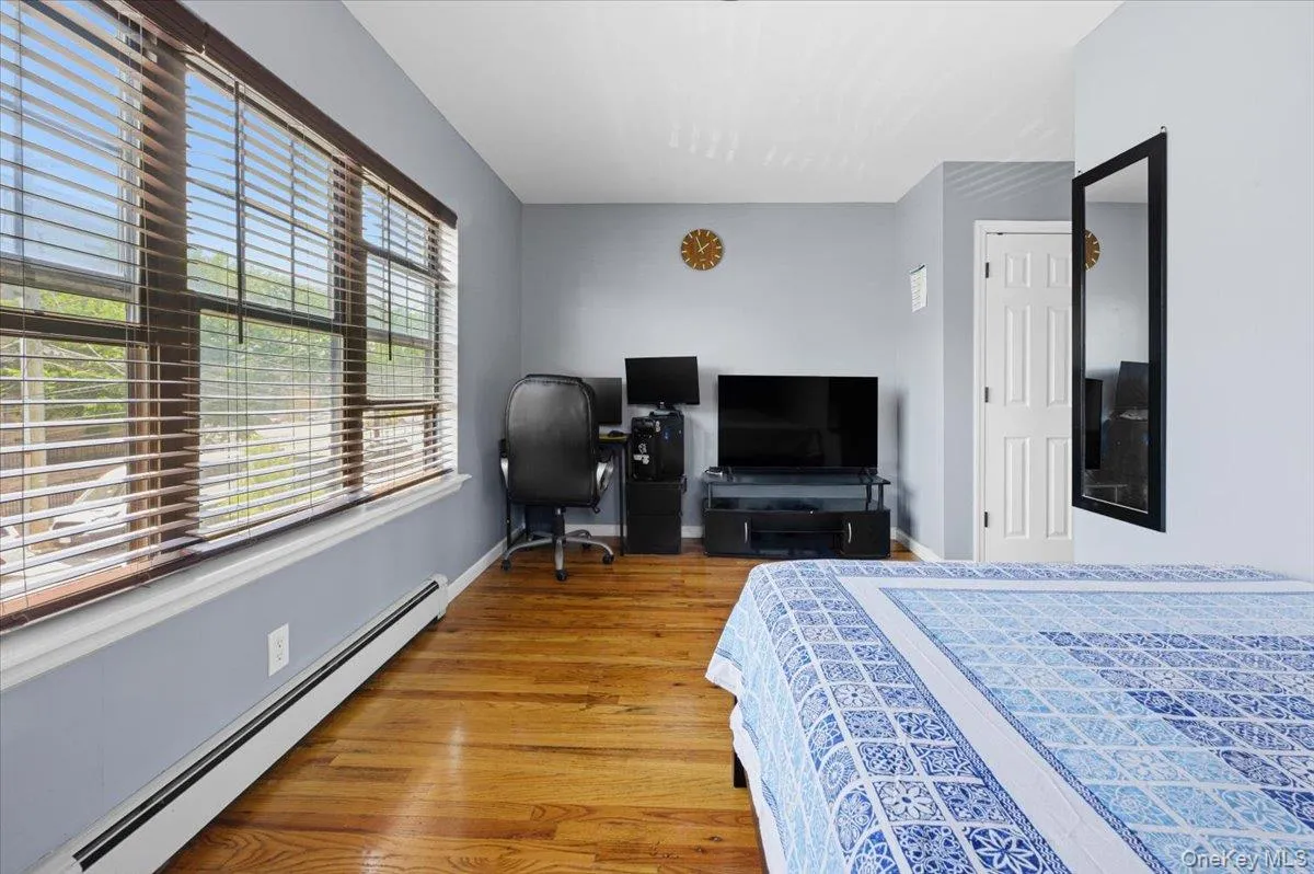 21825 104th Avenue, New York, NY, 3 Bedrooms Bedrooms, 7 Rooms Rooms,2 BathroomsBathrooms,Residential,For Rent,104th,0,1037684 21825 104th Avenue, New York, NY, 3 Bedrooms Bedrooms, 7 Rooms Rooms,2 BathroomsBathrooms,Residential,For Rent,104th,0,1037684
