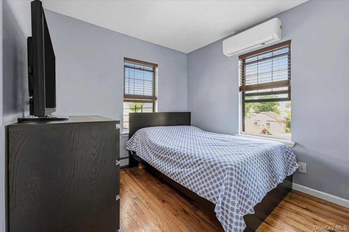 21825 104th Avenue, New York, NY, 3 Bedrooms Bedrooms, 7 Rooms Rooms,2 BathroomsBathrooms,Residential,For Rent,104th,0,1037684 21825 104th Avenue, New York, NY, 3 Bedrooms Bedrooms, 7 Rooms Rooms,2 BathroomsBathrooms,Residential,For Rent,104th,0,1037684