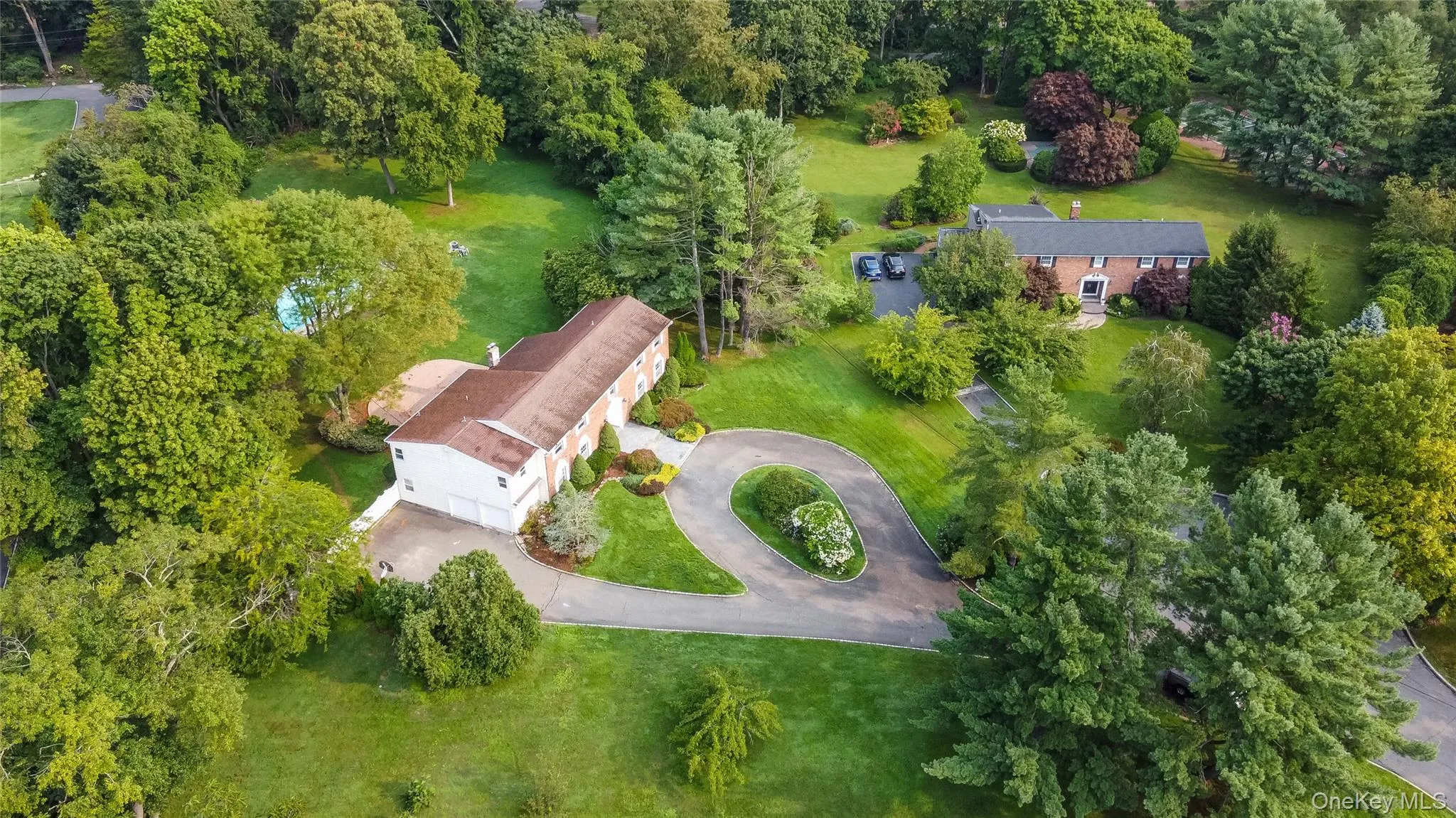 34 Lisa Court, Oyster Bay, NY, 7 Bedrooms Bedrooms, 12 Rooms Rooms,3 BathroomsBathrooms,Residential,For Rent,Lisa,0,1037686 34 Lisa Court, Oyster Bay, NY, 7 Bedrooms Bedrooms, 12 Rooms Rooms,3 BathroomsBathrooms,Residential,For Rent,Lisa,0,1037686