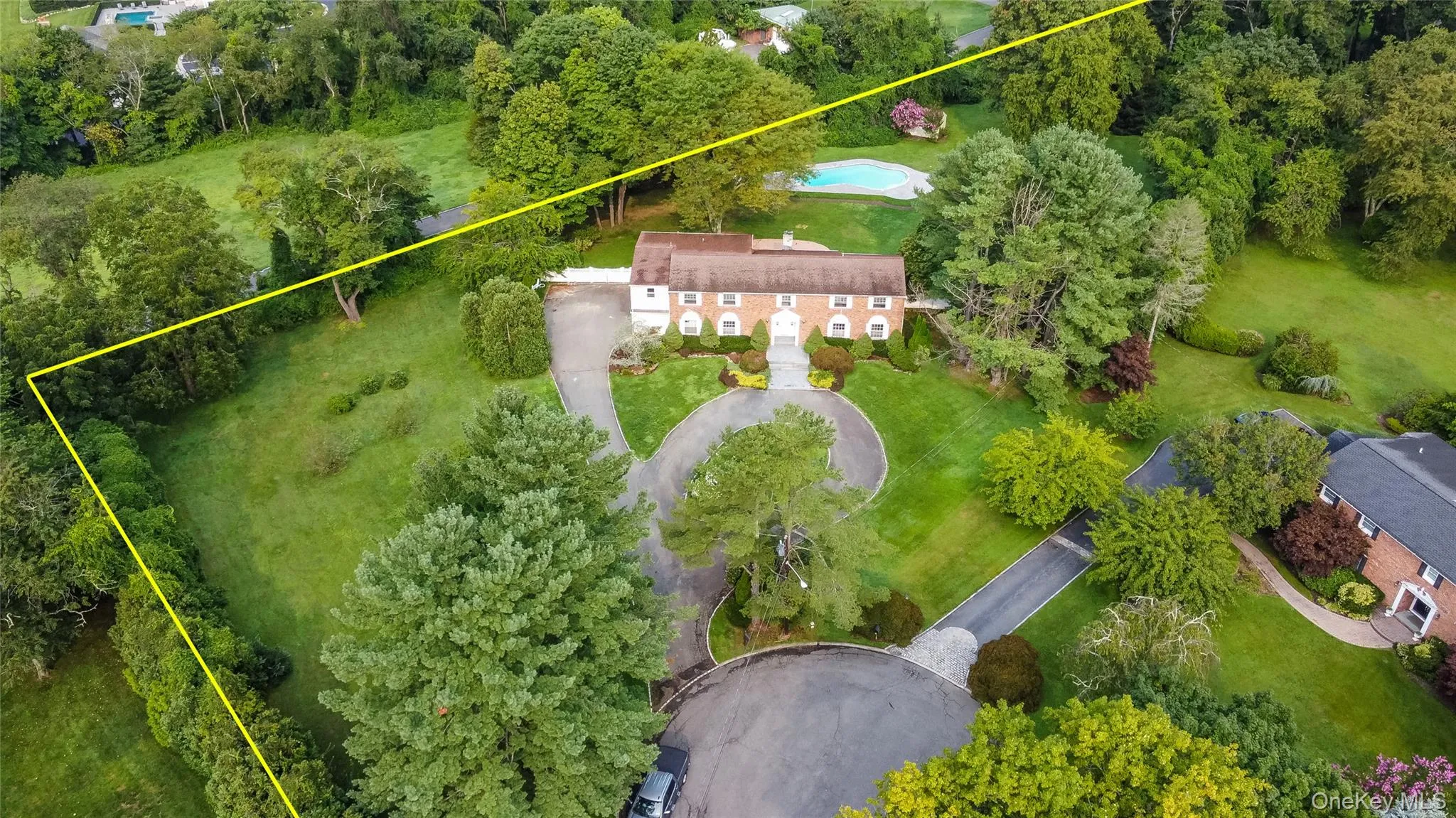 34 Lisa Court, Oyster Bay, NY, 7 Bedrooms Bedrooms, 12 Rooms Rooms,3 BathroomsBathrooms,Residential,For Rent,Lisa,0,1037686 34 Lisa Court, Oyster Bay, NY, 7 Bedrooms Bedrooms, 12 Rooms Rooms,3 BathroomsBathrooms,Residential,For Rent,Lisa,0,1037686