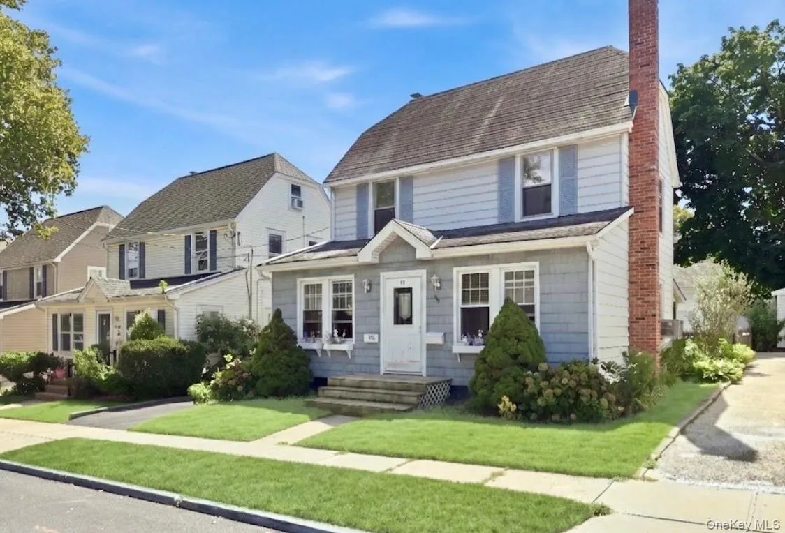 36 Hawthorne Street, North Hempstead, NY, 3 Bedrooms Bedrooms, 7 Rooms Rooms,2 BathroomsBathrooms,Residential,For Rent,Hawthorne,0,1037687 36 Hawthorne Street, North Hempstead, NY, 3 Bedrooms Bedrooms, 7 Rooms Rooms,2 BathroomsBathrooms,Residential,For Rent,Hawthorne,0,1037687