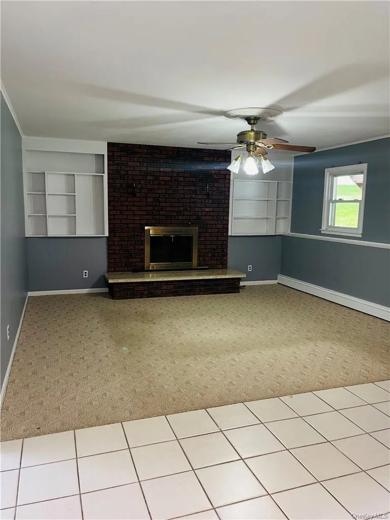 Lower Level walk out family room Lower Level walk out family room
