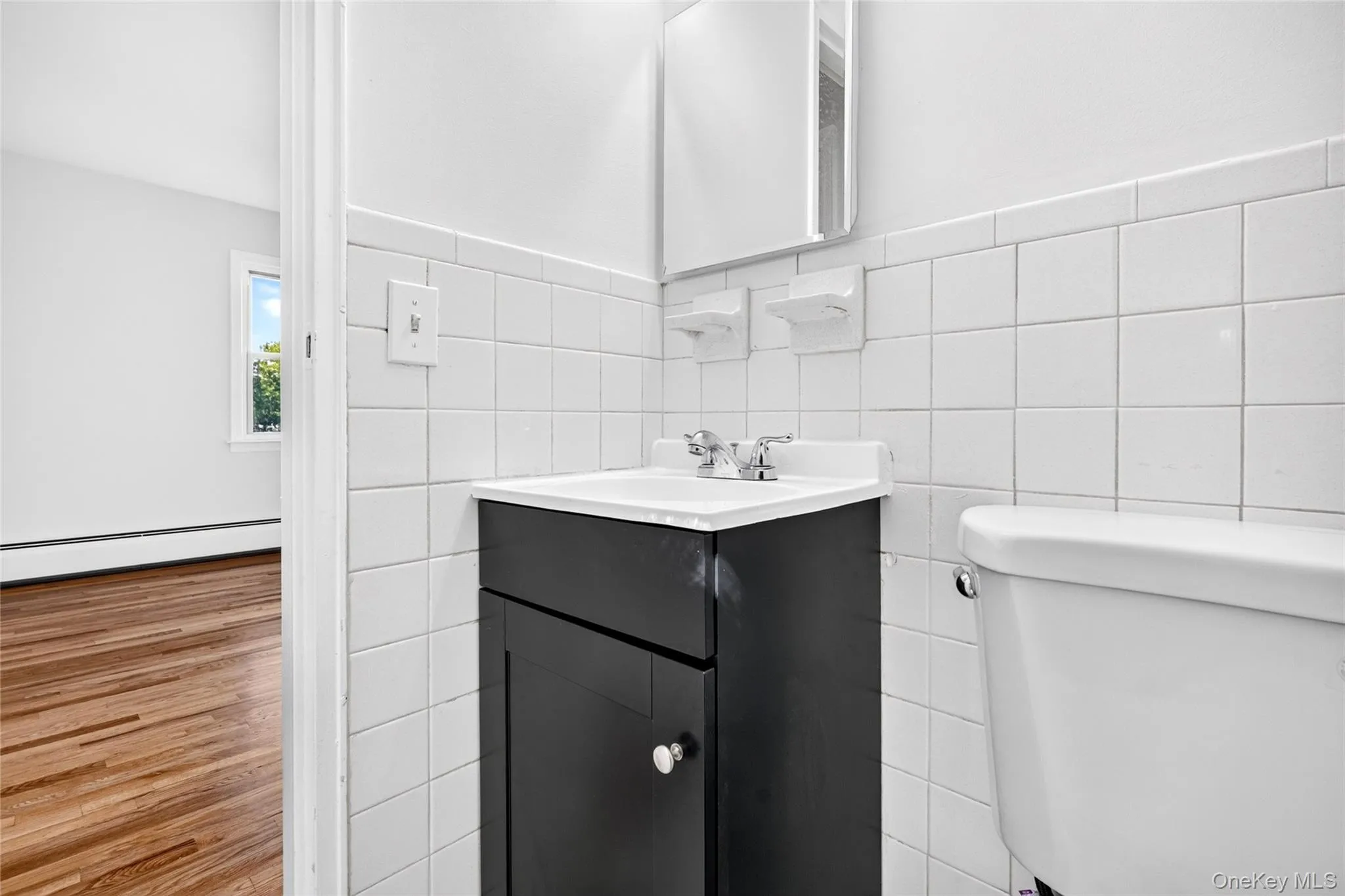 8 Bon Aire Circle, Ramapo, NY, 2 Bedrooms Bedrooms, 5 Rooms Rooms,1 BathroomBathrooms,Residential,For Rent,Bon Aire,0,1037692 8 Bon Aire Circle, Ramapo, NY, 2 Bedrooms Bedrooms, 5 Rooms Rooms,1 BathroomBathrooms,Residential,For Rent,Bon Aire,0,1037692