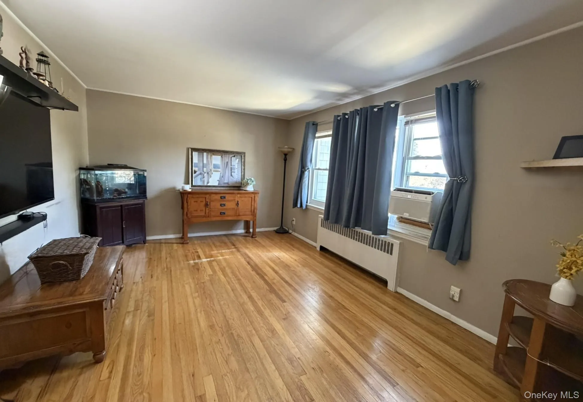 62 Bernard Street, Oyster Bay, NY, 4 Bedrooms Bedrooms, 6 Rooms Rooms,1 BathroomBathrooms,Residential,For Rent,Bernard,0,1037693 62 Bernard Street, Oyster Bay, NY, 4 Bedrooms Bedrooms, 6 Rooms Rooms,1 BathroomBathrooms,Residential,For Rent,Bernard,0,1037693