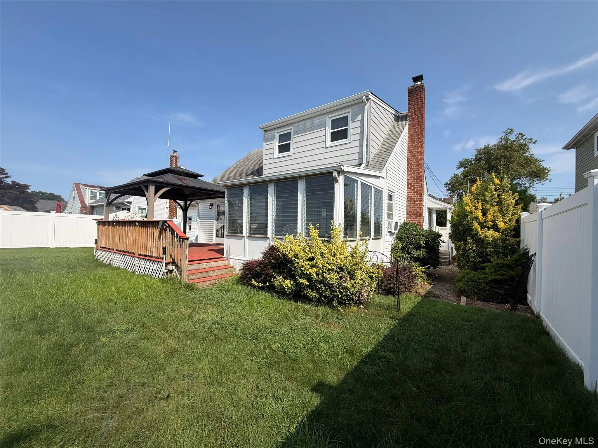 62 Bernard Street, Oyster Bay, NY, 4 Bedrooms Bedrooms, 6 Rooms Rooms,1 BathroomBathrooms,Residential,For Rent,Bernard,0,1037693 62 Bernard Street, Oyster Bay, NY, 4 Bedrooms Bedrooms, 6 Rooms Rooms,1 BathroomBathrooms,Residential,For Rent,Bernard,0,1037693