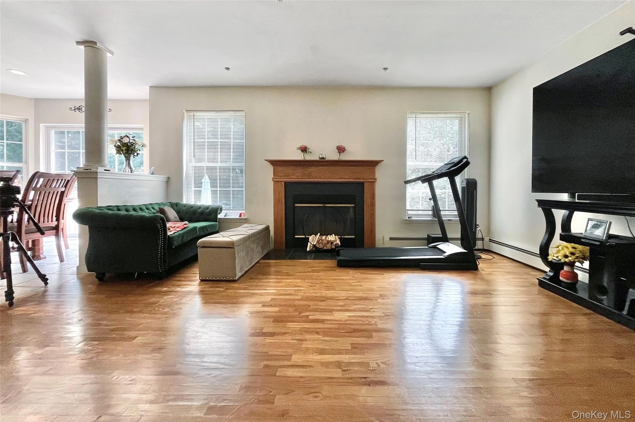 7 Frances Lane, Monroe, NY, 4 Bedrooms Bedrooms, 11 Rooms Rooms,2 BathroomsBathrooms,Residential,For Rent,Frances,0,1037697 7 Frances Lane, Monroe, NY, 4 Bedrooms Bedrooms, 11 Rooms Rooms,2 BathroomsBathrooms,Residential,For Rent,Frances,0,1037697