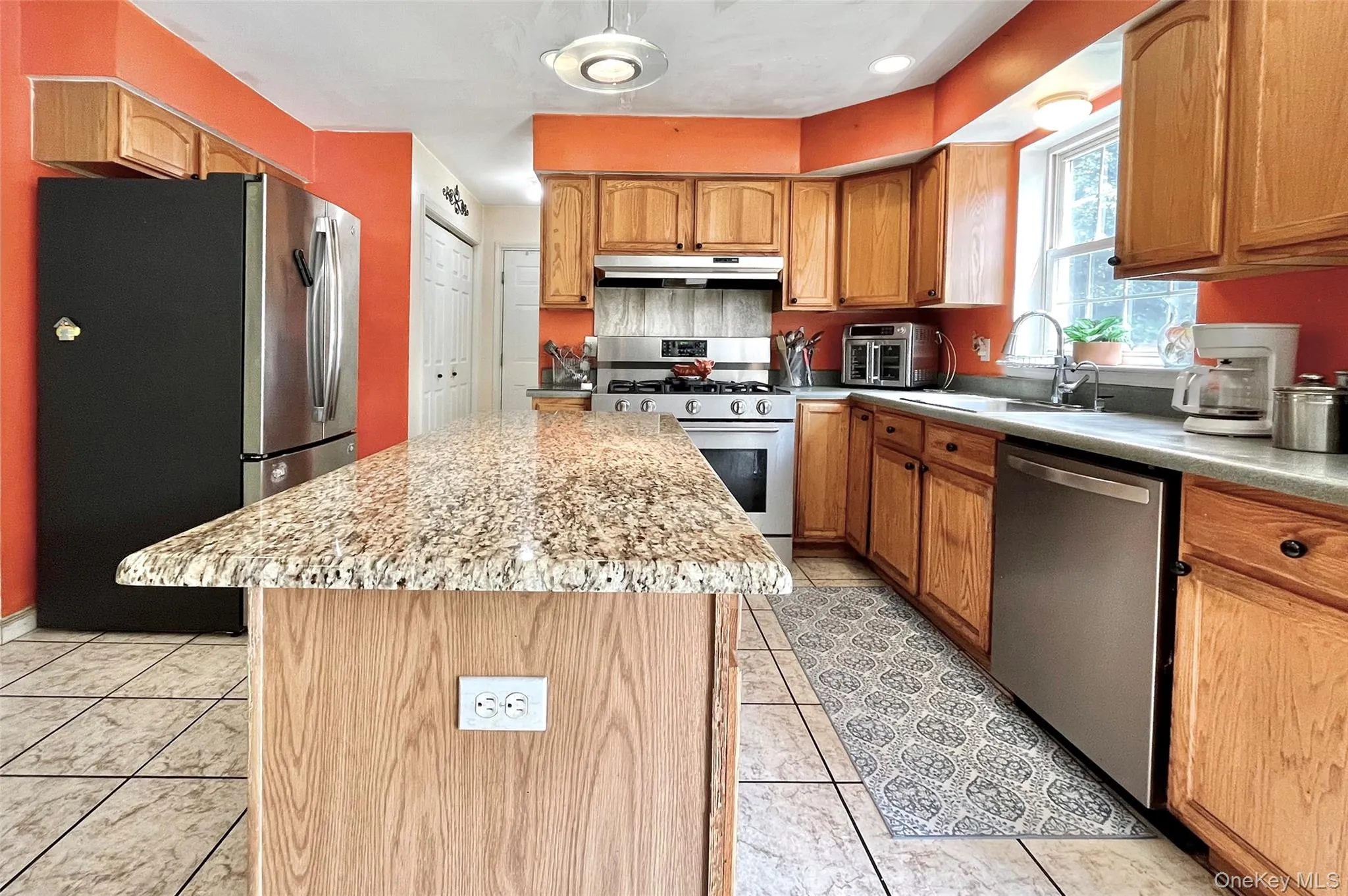 7 Frances Lane, Monroe, NY, 4 Bedrooms Bedrooms, 11 Rooms Rooms,2 BathroomsBathrooms,Residential,For Rent,Frances,0,1037697 7 Frances Lane, Monroe, NY, 4 Bedrooms Bedrooms, 11 Rooms Rooms,2 BathroomsBathrooms,Residential,For Rent,Frances,0,1037697