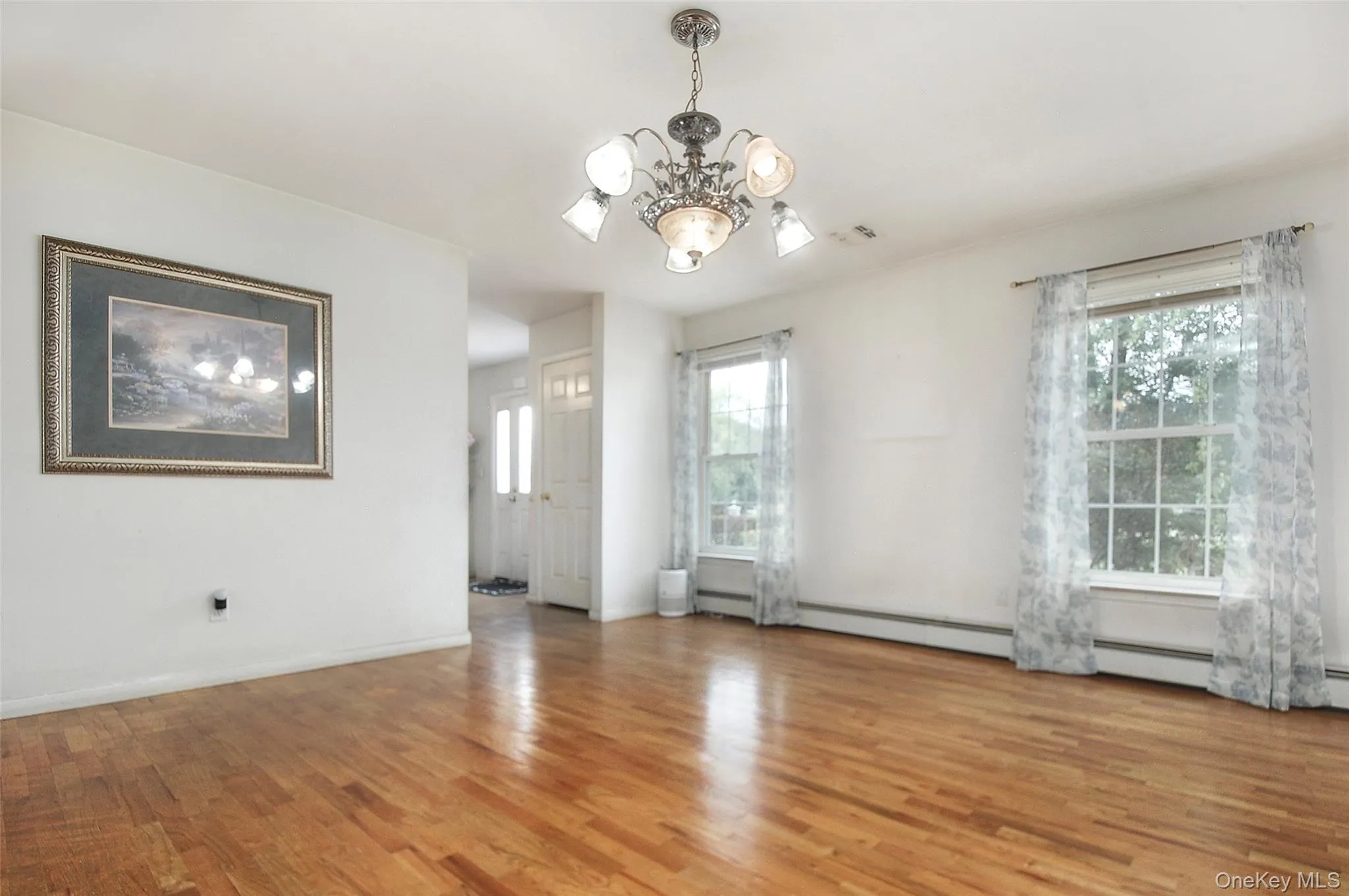 7 Frances Lane, Monroe, NY, 4 Bedrooms Bedrooms, 11 Rooms Rooms,2 BathroomsBathrooms,Residential,For Rent,Frances,0,1037697 7 Frances Lane, Monroe, NY, 4 Bedrooms Bedrooms, 11 Rooms Rooms,2 BathroomsBathrooms,Residential,For Rent,Frances,0,1037697