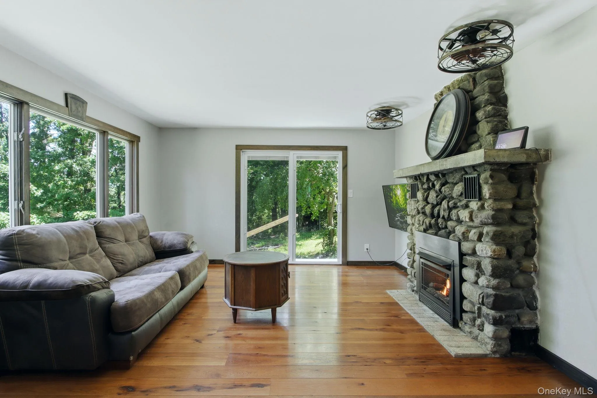 27 Rumsey Road, Warwick (town), NY, 1 Bedroom Bedrooms, 5 Rooms Rooms,1 BathroomBathrooms,Residential,For Rent,Rumsey,0,1037700 27 Rumsey Road, Warwick (town), NY, 1 Bedroom Bedrooms, 5 Rooms Rooms,1 BathroomBathrooms,Residential,For Rent,Rumsey,0,1037700
