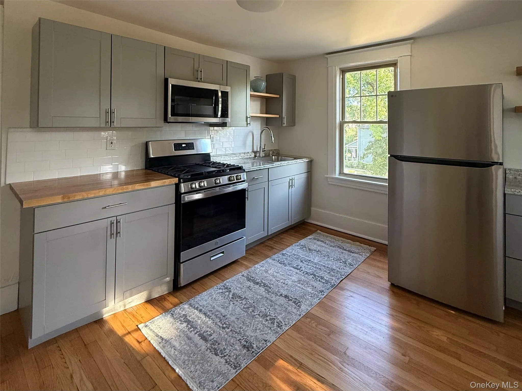 66 Worrall Avenue, Poughkeepsie, NY, 2 Bedrooms Bedrooms, 5 Rooms Rooms,1 BathroomBathrooms,Residential Lease,For Rent,Worrall,0,1037703 66 Worrall Avenue, Poughkeepsie, NY, 2 Bedrooms Bedrooms, 5 Rooms Rooms,1 BathroomBathrooms,Residential Lease,For Rent,Worrall,0,1037703