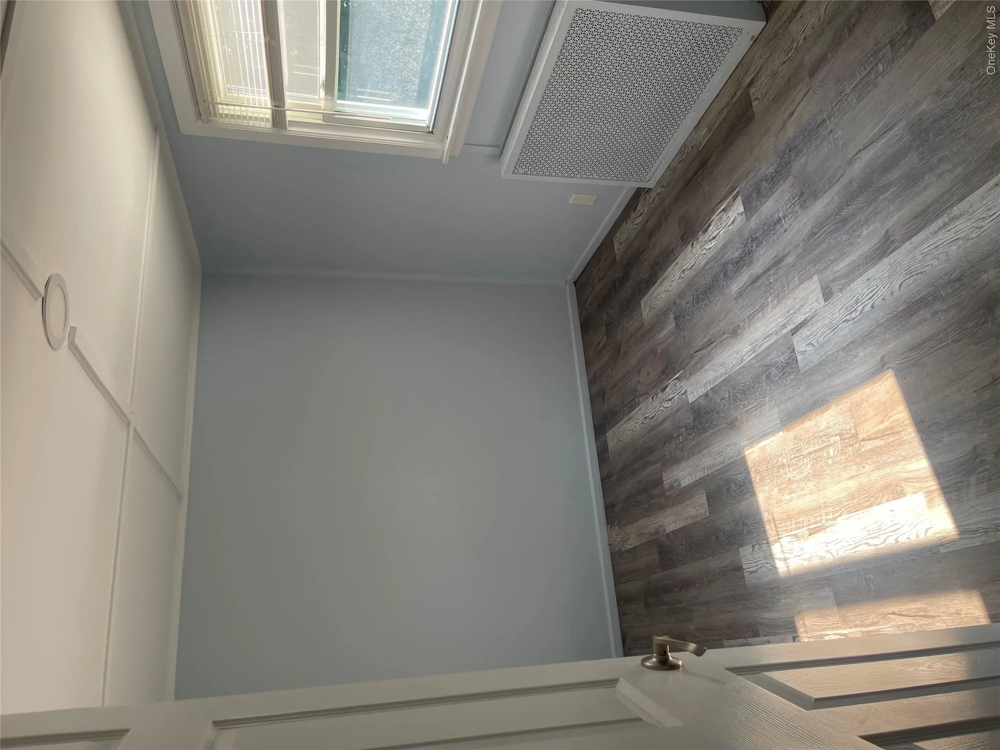 140 Nassau Avenue, Islip, NY, 2 Bedrooms Bedrooms, 4 Rooms Rooms,1 BathroomBathrooms,Residential Lease,For Rent,Nassau,0,1037705 140 Nassau Avenue, Islip, NY, 2 Bedrooms Bedrooms, 4 Rooms Rooms,1 BathroomBathrooms,Residential Lease,For Rent,Nassau,0,1037705