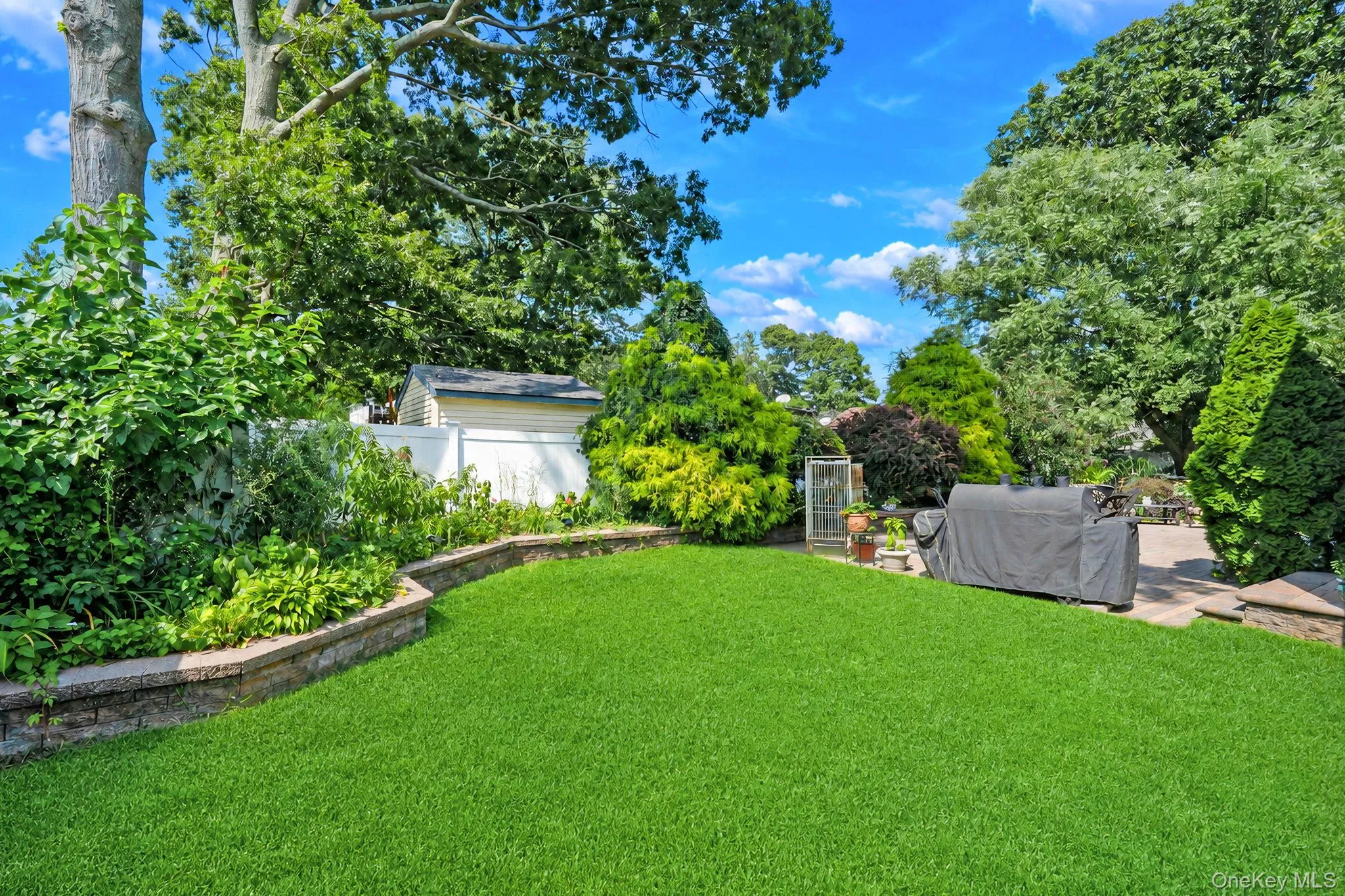 37 Main Avenue, Brookhaven, NY, 4 Bedrooms Bedrooms, 8 Rooms Rooms,2 BathroomsBathrooms,Residential,For Rent,Main,0,1037709 37 Main Avenue, Brookhaven, NY, 4 Bedrooms Bedrooms, 8 Rooms Rooms,2 BathroomsBathrooms,Residential,For Rent,Main,0,1037709