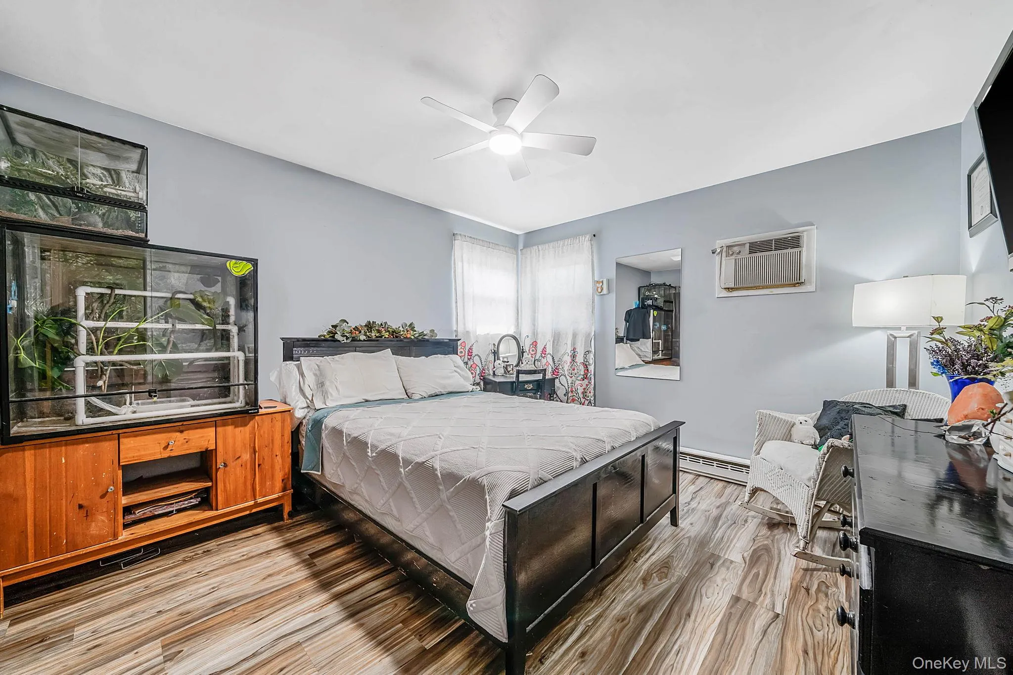 37 Main Avenue, Brookhaven, NY, 4 Bedrooms Bedrooms, 8 Rooms Rooms,2 BathroomsBathrooms,Residential,For Rent,Main,0,1037709 37 Main Avenue, Brookhaven, NY, 4 Bedrooms Bedrooms, 8 Rooms Rooms,2 BathroomsBathrooms,Residential,For Rent,Main,0,1037709