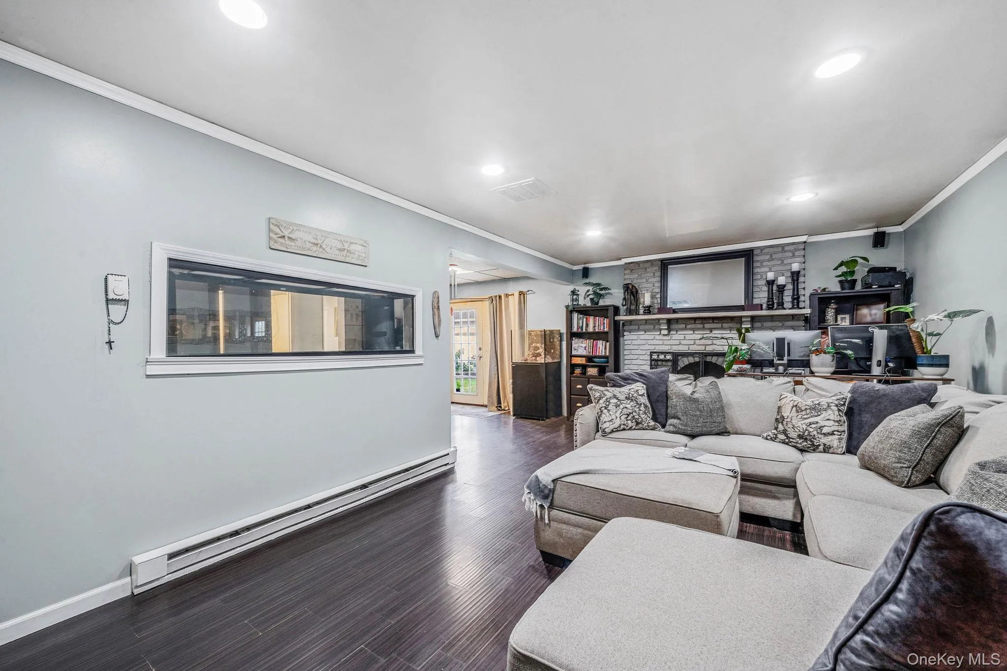 37 Main Avenue, Brookhaven, NY, 4 Bedrooms Bedrooms, 8 Rooms Rooms,2 BathroomsBathrooms,Residential,For Rent,Main,0,1037709 37 Main Avenue, Brookhaven, NY, 4 Bedrooms Bedrooms, 8 Rooms Rooms,2 BathroomsBathrooms,Residential,For Rent,Main,0,1037709