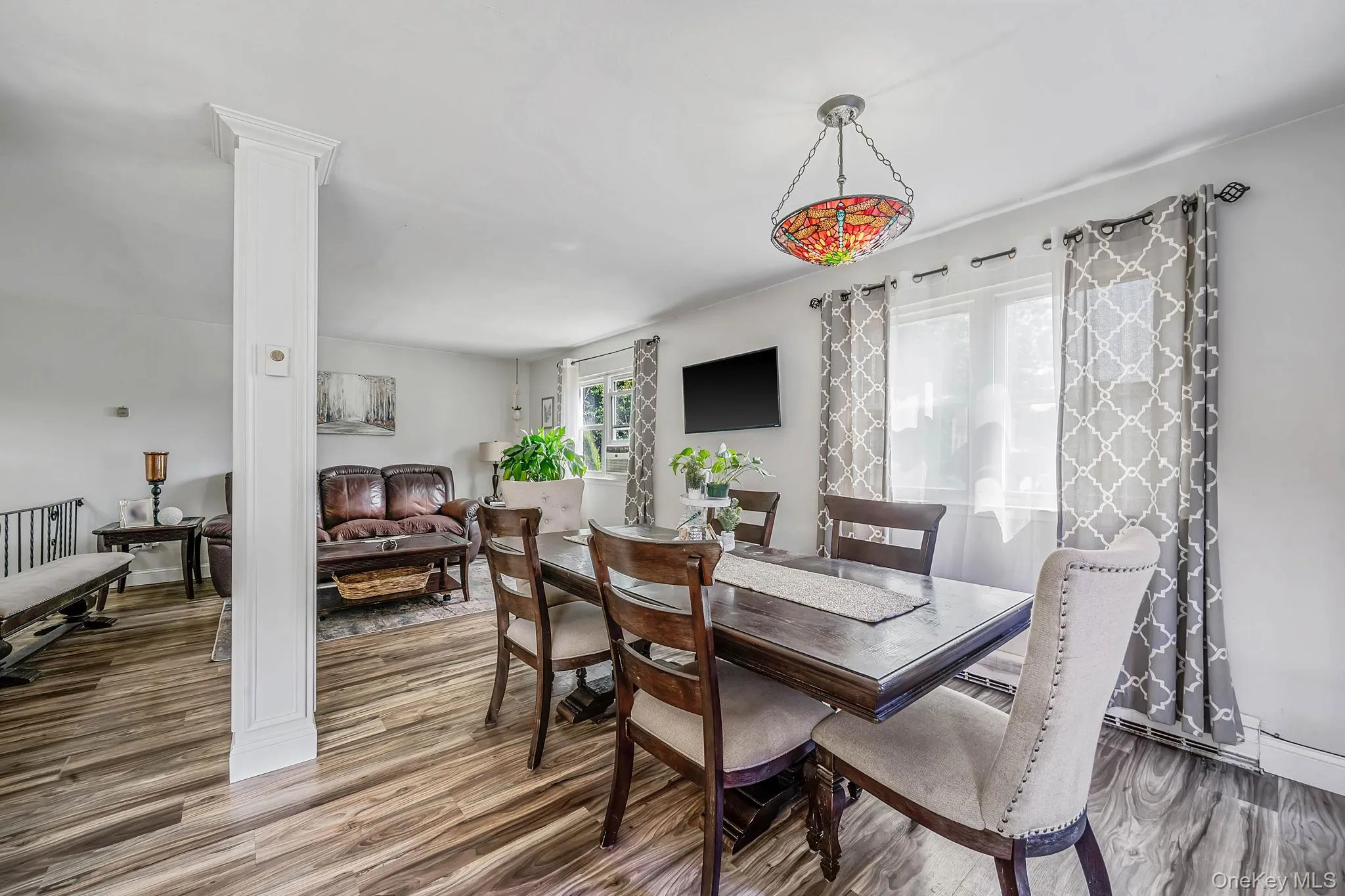 37 Main Avenue, Brookhaven, NY, 4 Bedrooms Bedrooms, 8 Rooms Rooms,2 BathroomsBathrooms,Residential,For Rent,Main,0,1037709 37 Main Avenue, Brookhaven, NY, 4 Bedrooms Bedrooms, 8 Rooms Rooms,2 BathroomsBathrooms,Residential,For Rent,Main,0,1037709